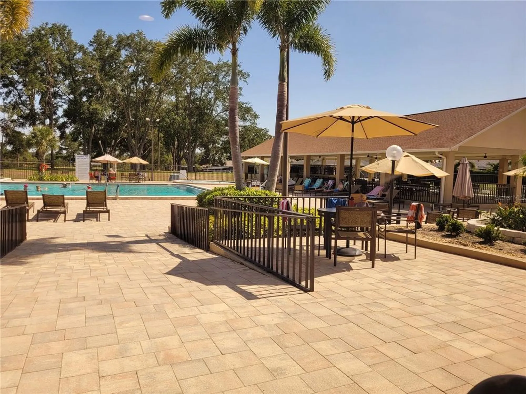 Property Slideshow image 18 of 23 | 946 madrid dr, Palm Harbor, FL, 34684