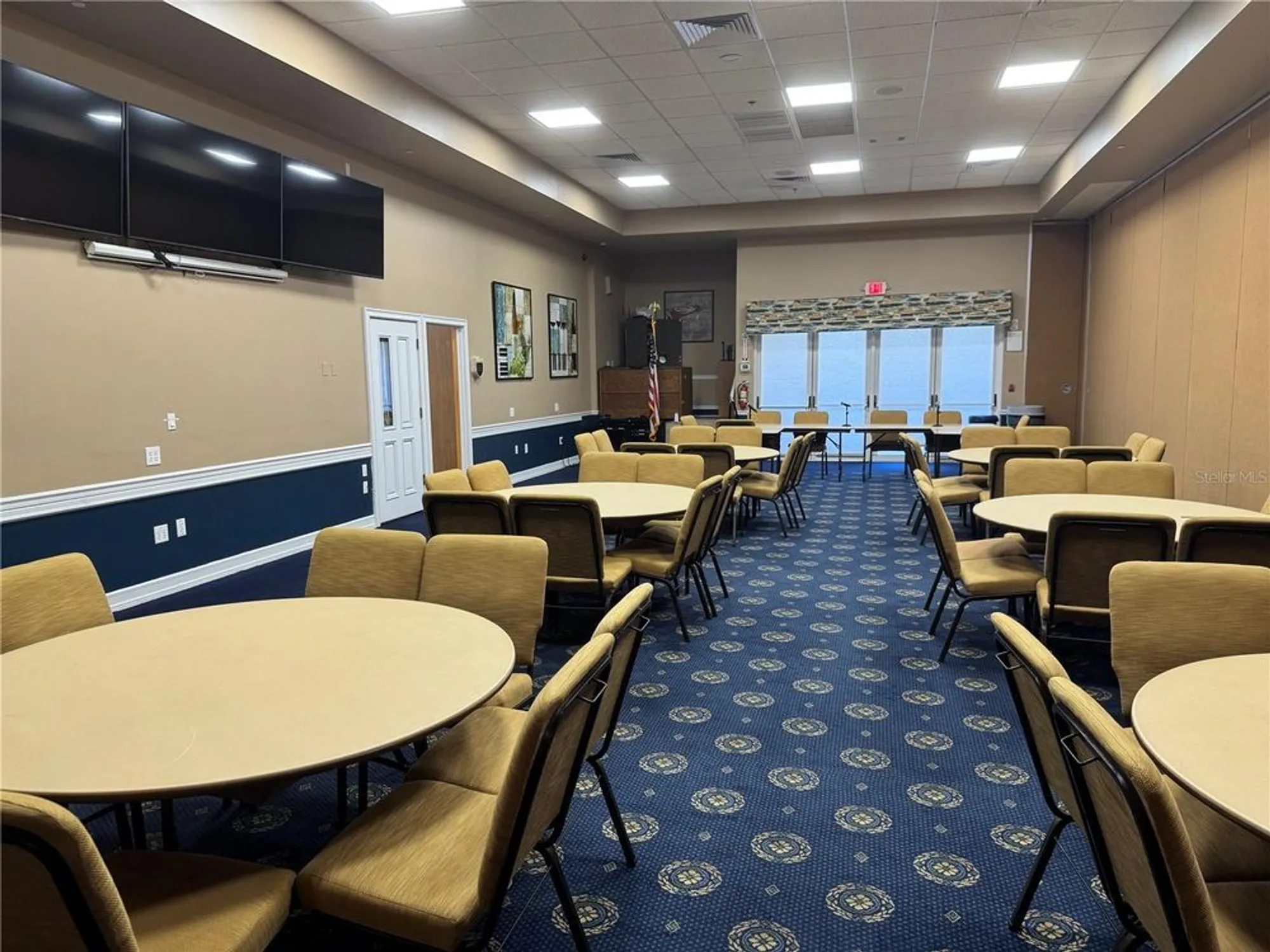 Property Slideshow image 42 of 52 | 3709 fairfield dr, Clermont, FL, 34711