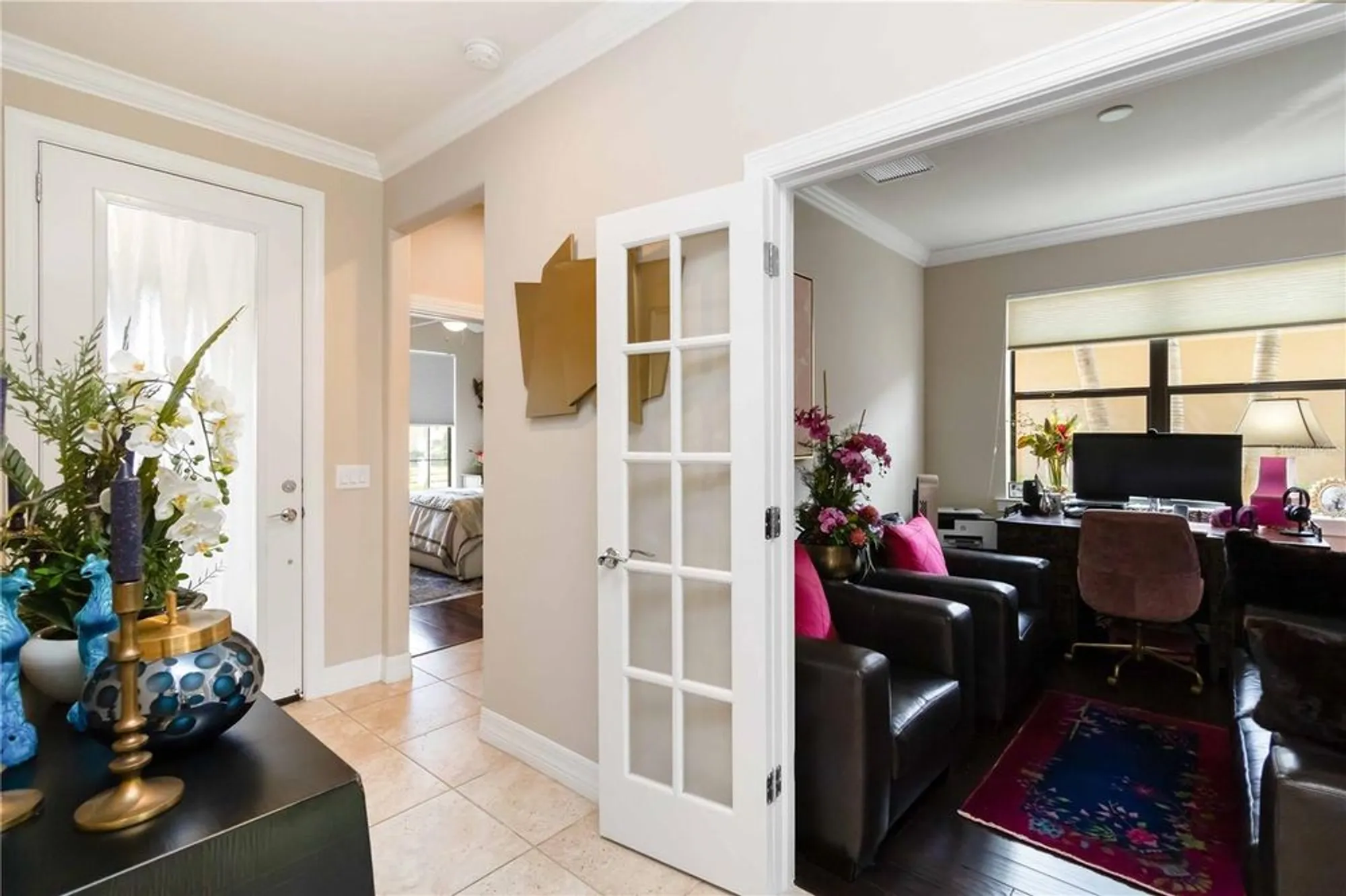 Property Slideshow image 9 of 31 | 5942 caspian tern dr, Sarasota, FL, 34238