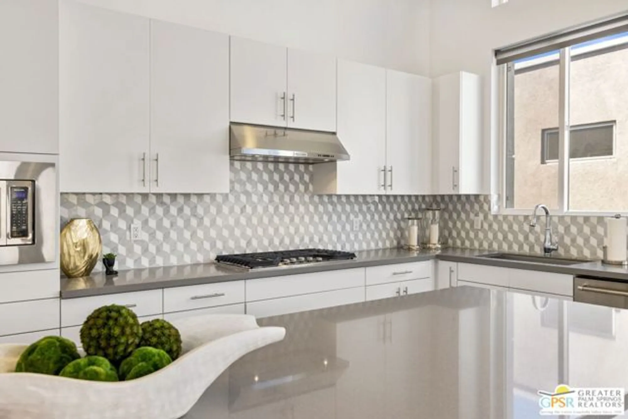 Property Slideshow image 5 of 74 | 4251 amber ln, Palm Springs, CA, 92262