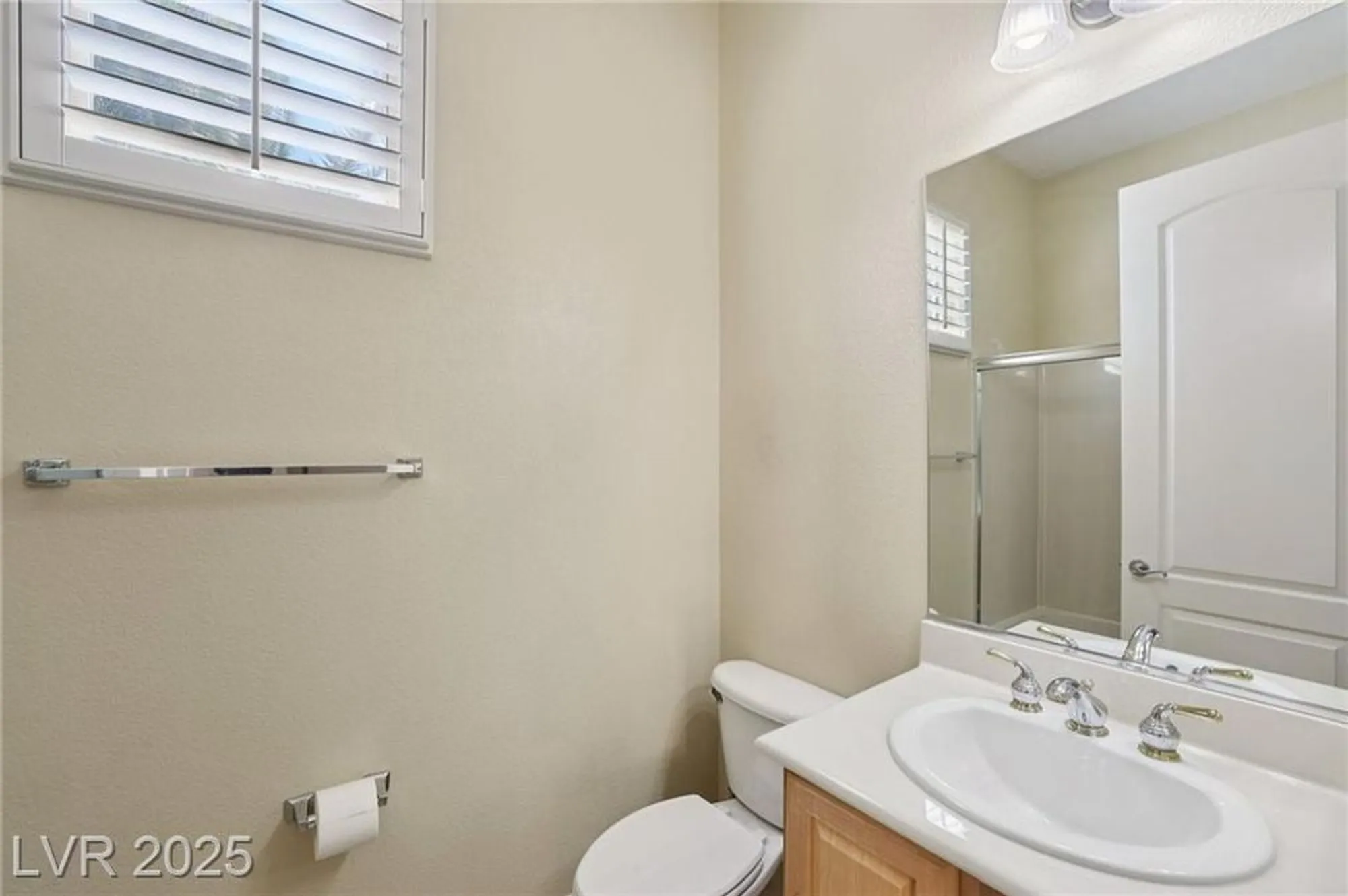 Property Slideshow image 33 of 46 | 2318 shorewood hills ave, Henderson, NV, 89052
