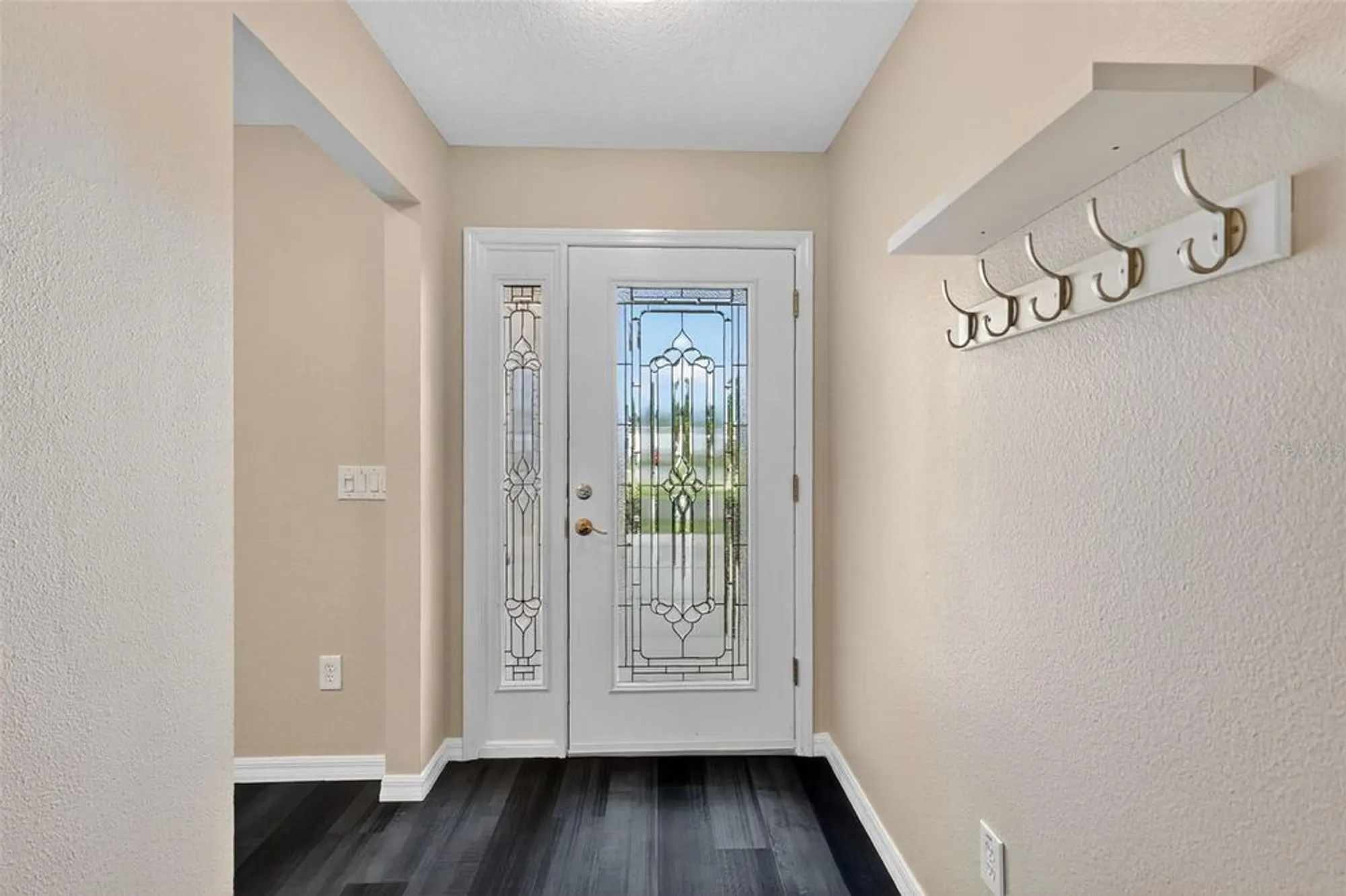 Property Slideshow image 13 of 36 | 2377 longbow trl, The Villages, FL, 32162