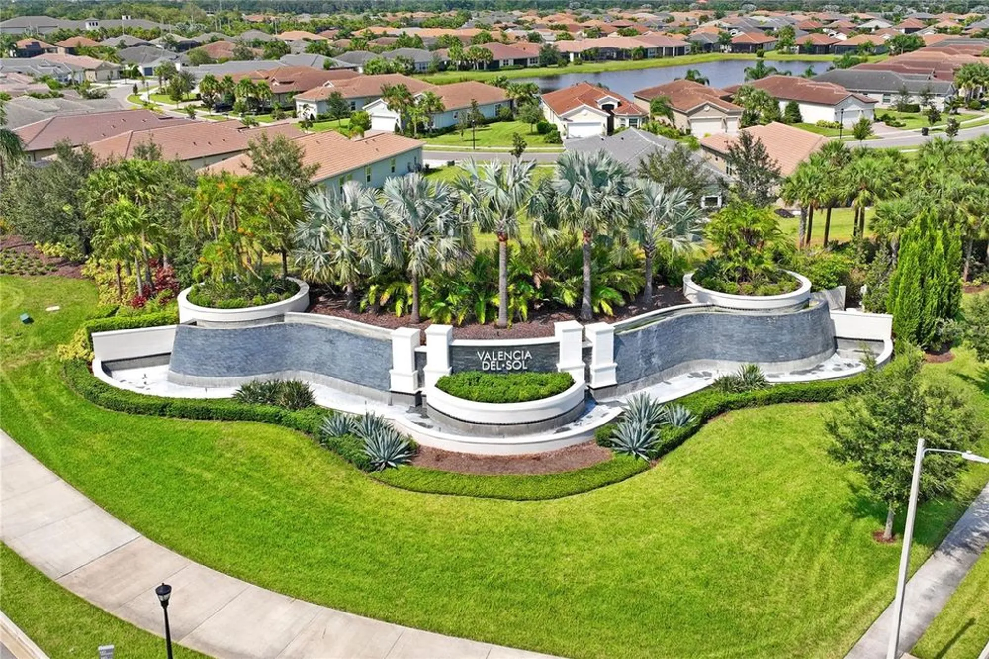 Property Slideshow image 54 of 61 | 4906 avila lakes dr, Wimauma, FL, 33598