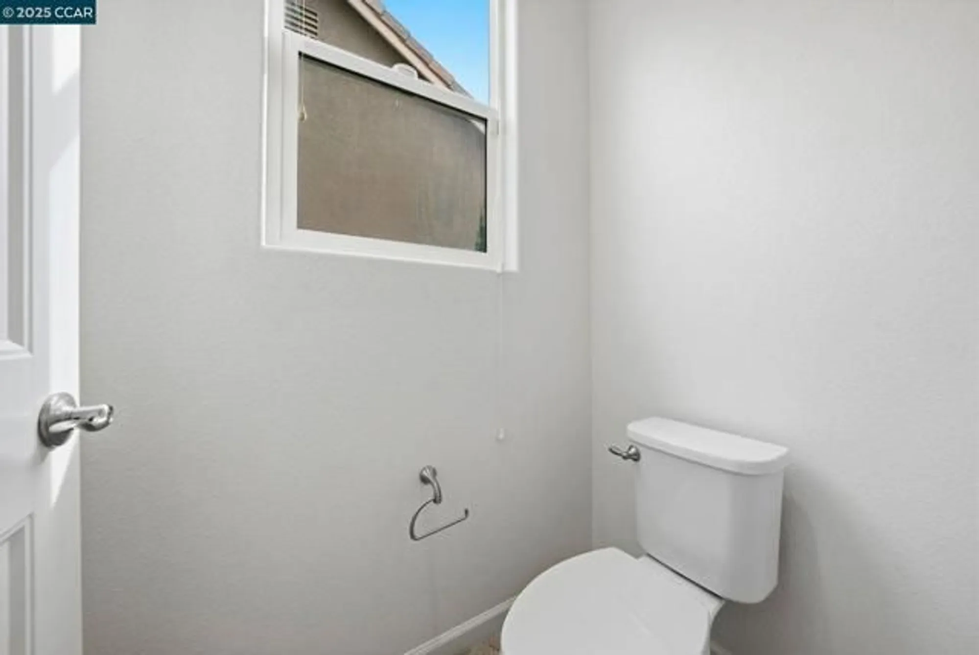 Property Slideshow image 22 of 60 | 4213 hovnanian dr, Sacramento, CA, 95834