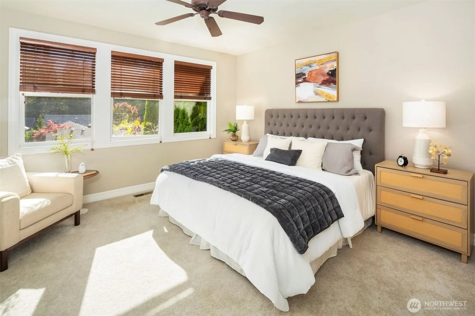 Property Slideshow image 17 of 29 | 13507 adair creek way, Redmond, WA, 98053