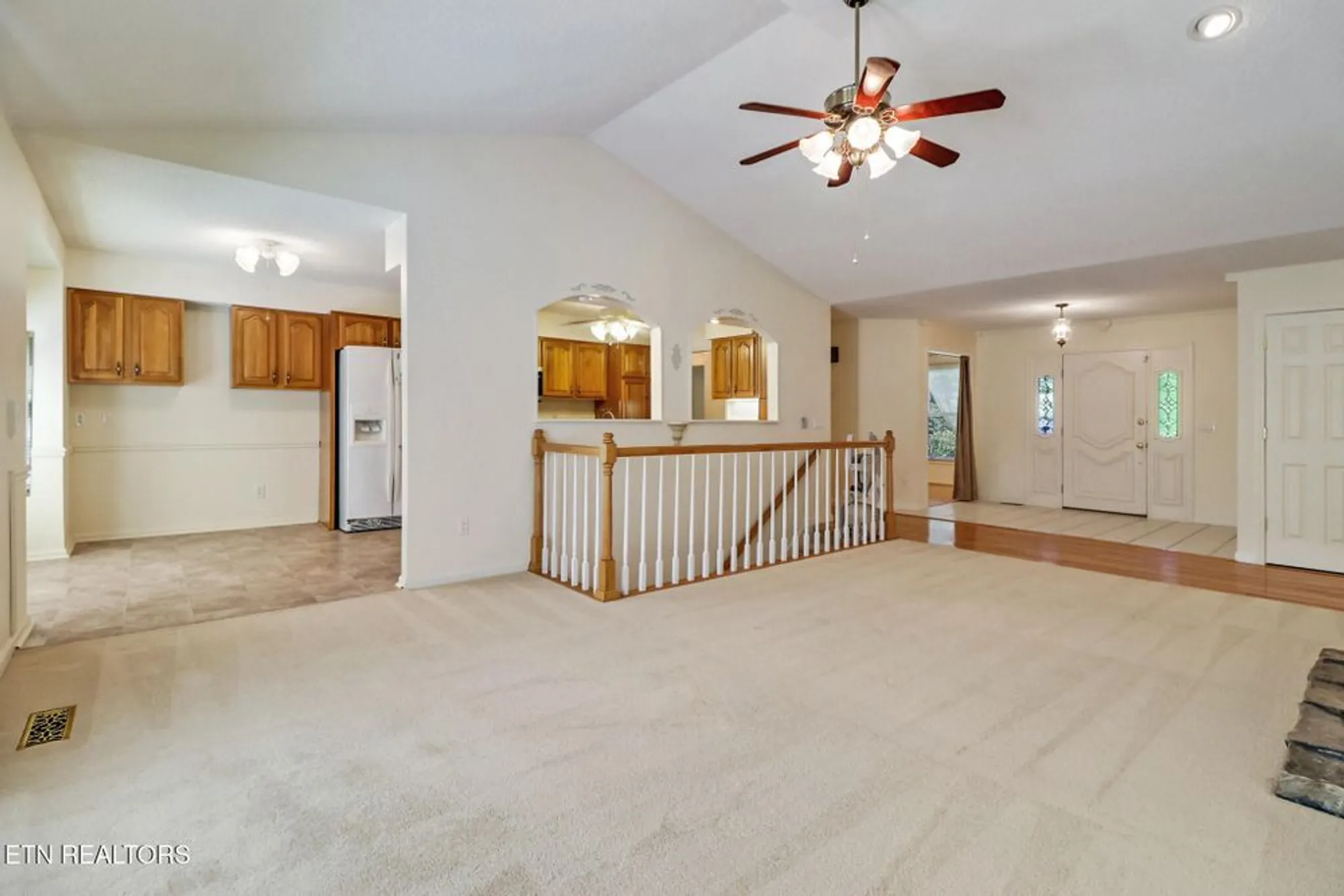 Property Slideshow image 10 of 54 | 104 flossmoor cir, Crossville, TN, 38558