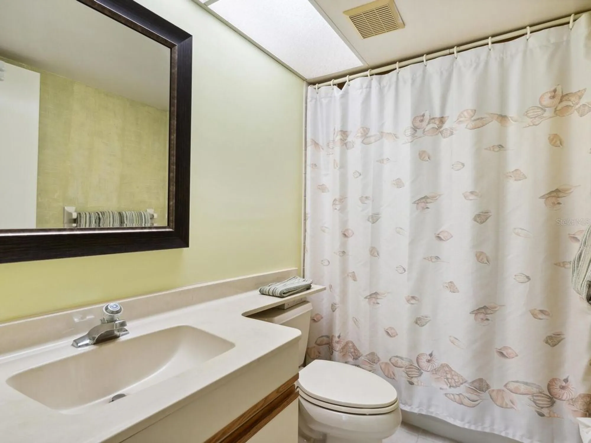 Property Slideshow image 30 of 43 | 5228 landings blvd 202, Sarasota, FL, 34231