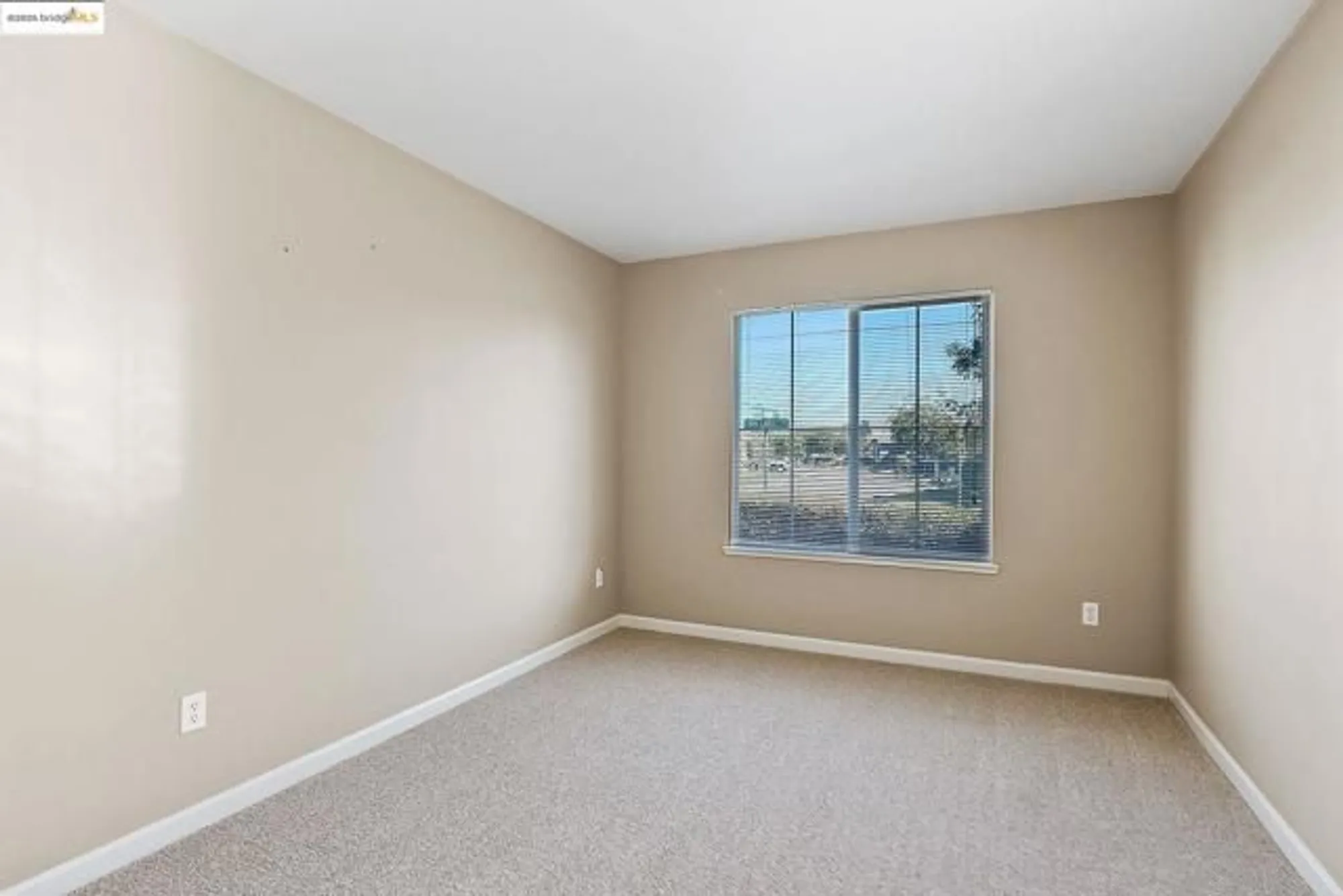 Property Slideshow image 19 of 31 | 617 twin lakes ln, Rio Vista, CA, 94571