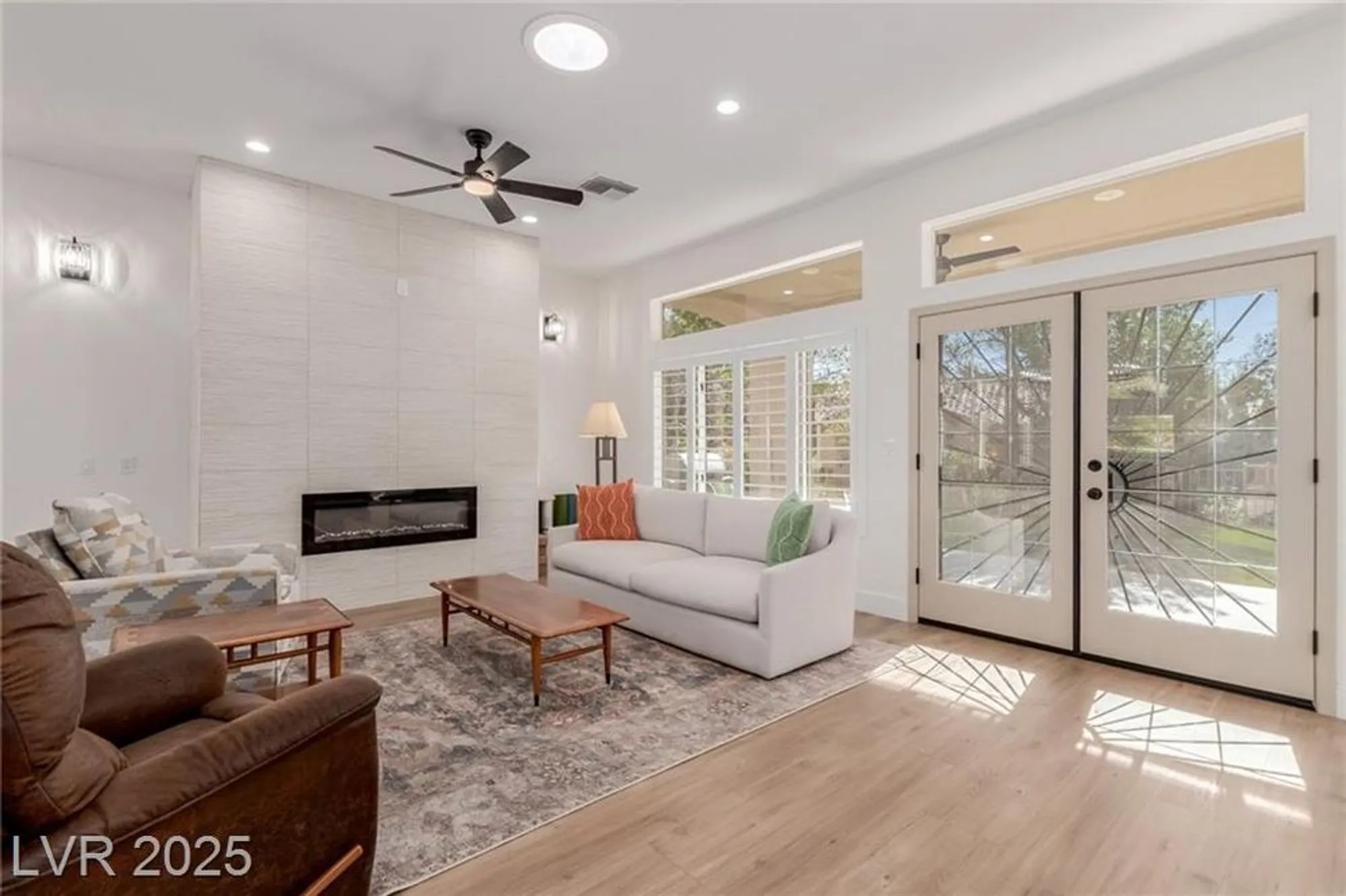 Property Slideshow image 13 of 49 | 2824 faiss dr, Las Vegas, NV, 89134