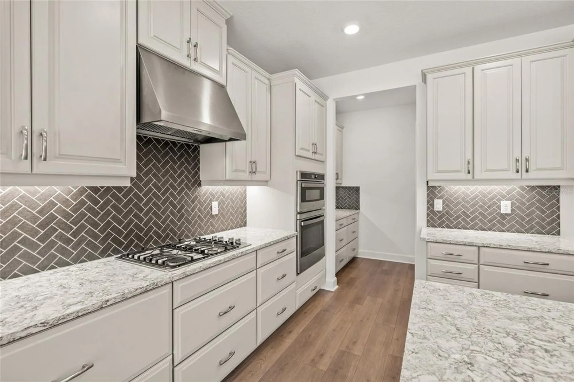 Property Slideshow image 10 of 46 | 16308 mount holly dr, Bradenton, FL, 34211