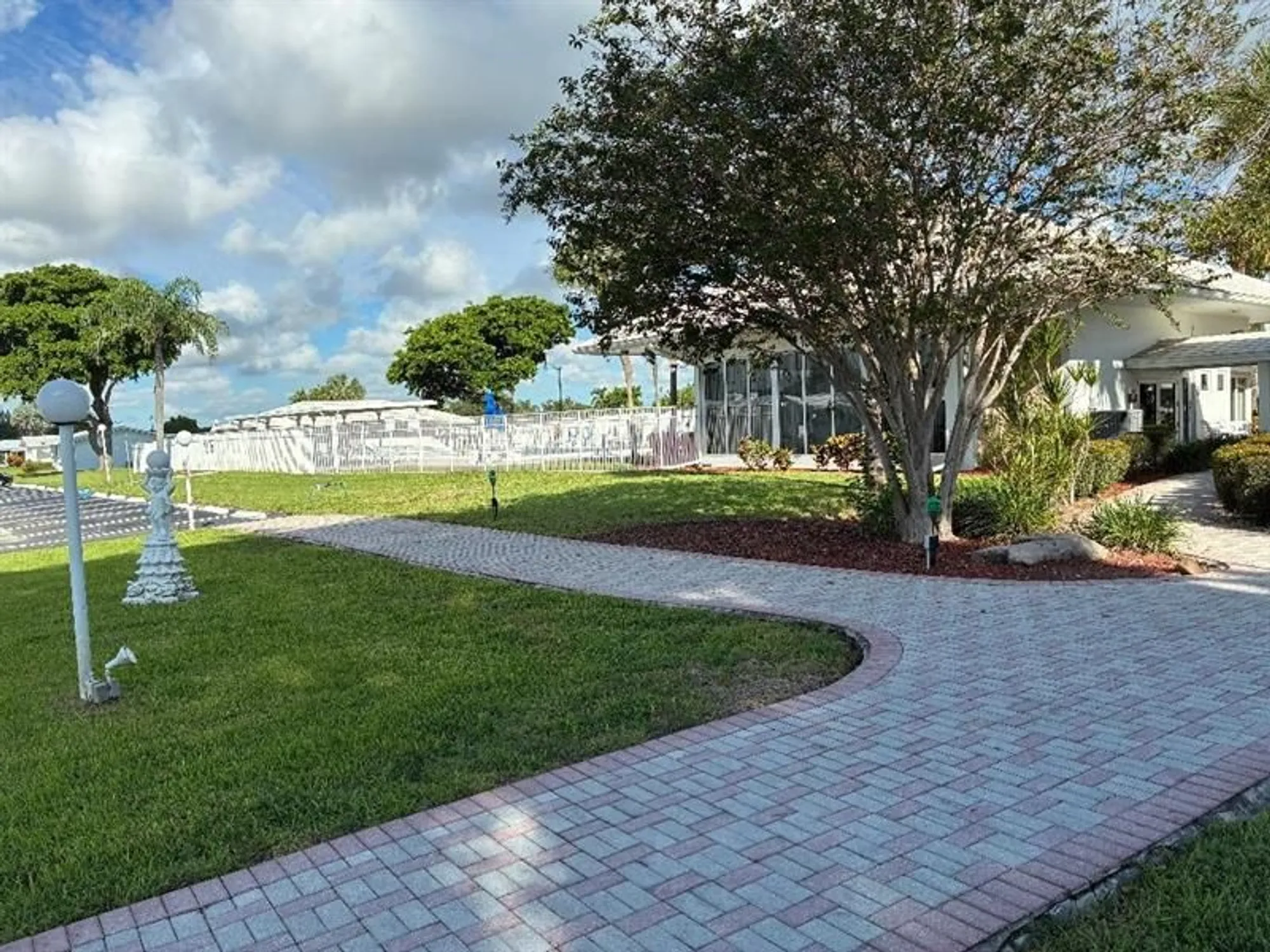 Property Slideshow image 9 of 10 | 110 nw 24th ct, Pompano Beach, FL, 33064