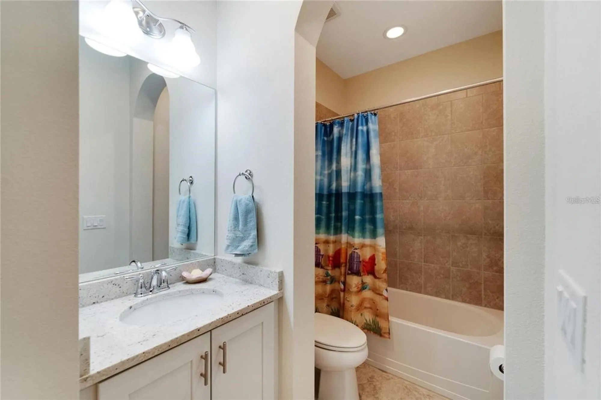 Property Slideshow image 22 of 71 | 718 chipper dr, Sun City Center, FL, 33573