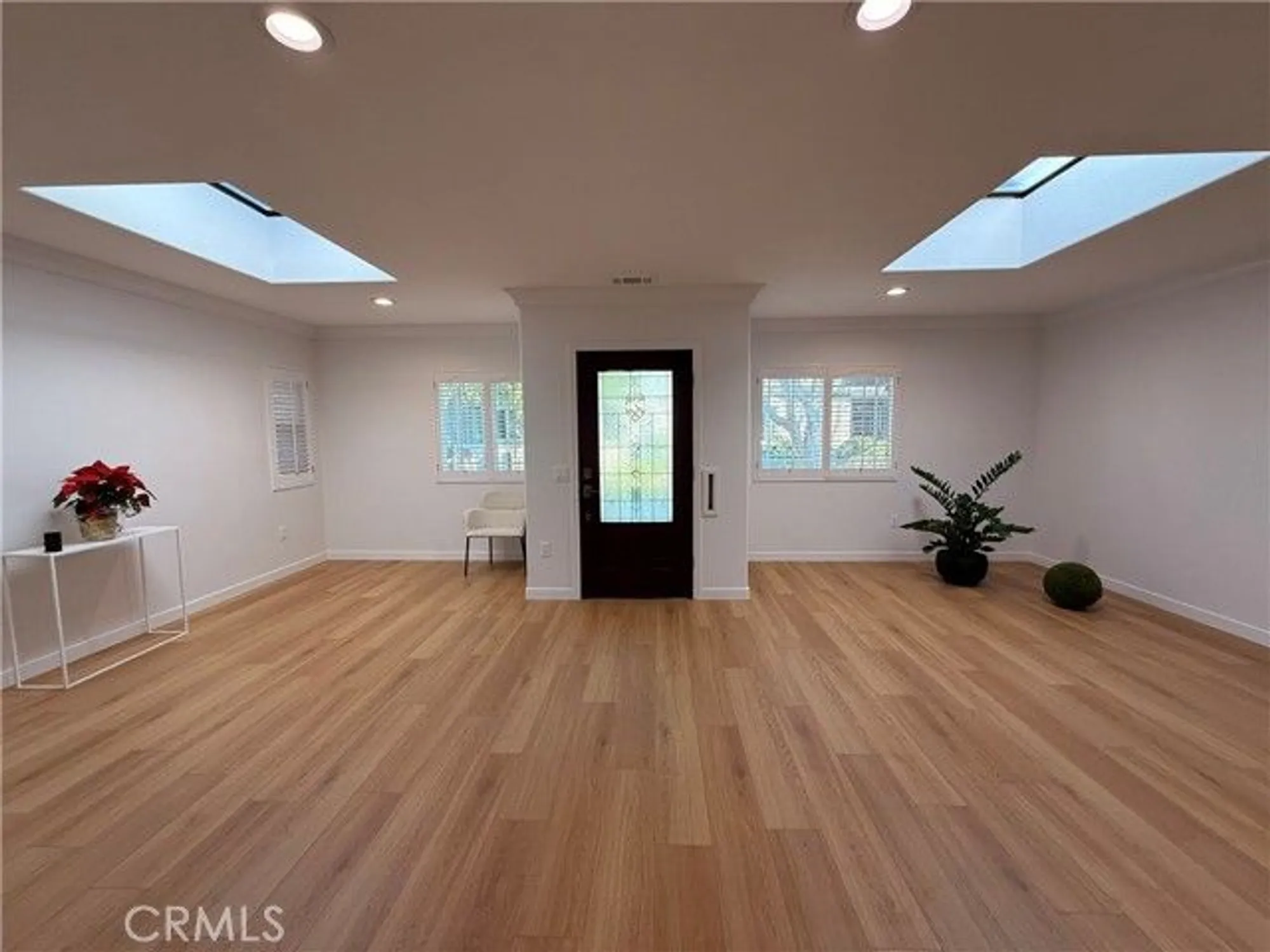 Property Slideshow image 2 of 39 | 1921 saint john rd apt 35c, Seal Beach, CA, 90740