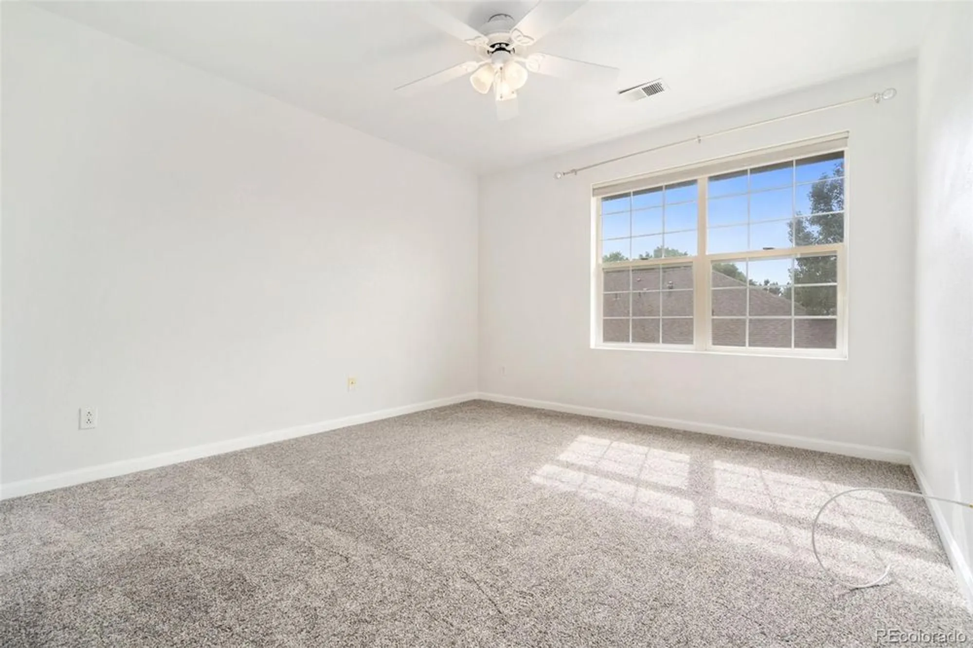 Property Slideshow image 22 of 41 | 2715 w greens dr, Littleton, CO, 80123