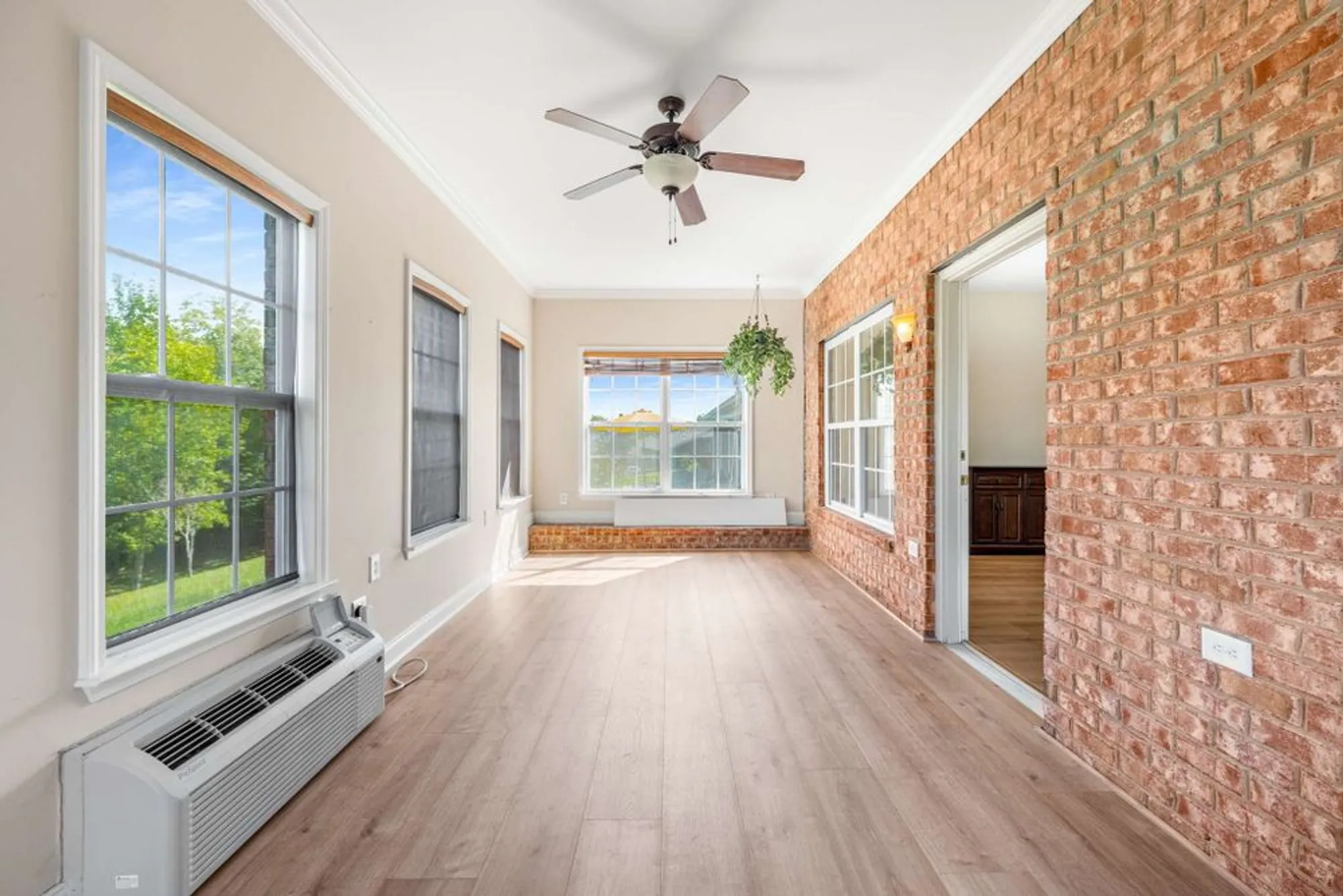 Property Slideshow image 23 of 47 | 215 wrennewood ln, Franklin, TN, 37064