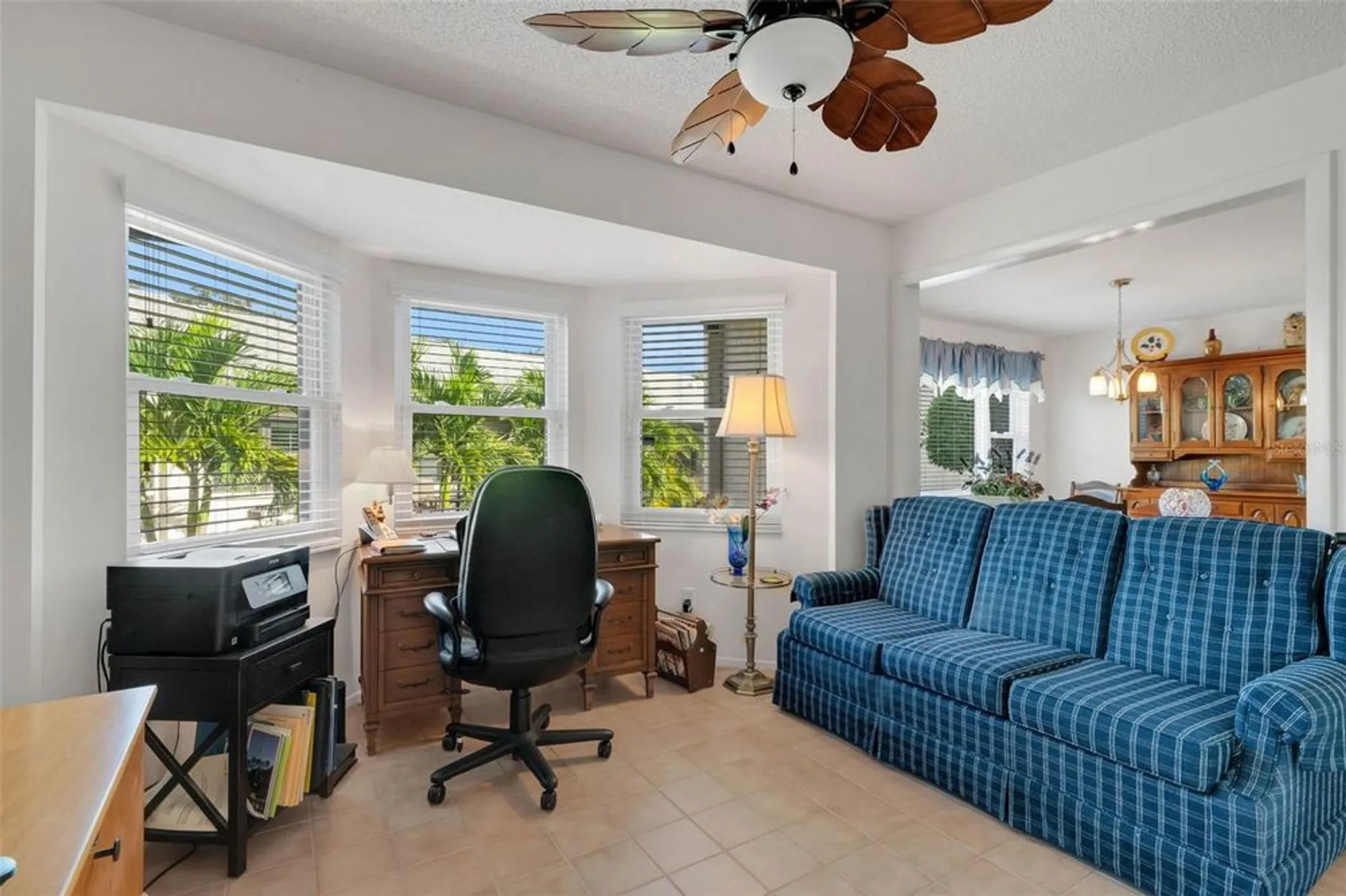 Property Slideshow image 13 of 79 | 3681 ridgemont ct, Palm Harbor, FL, 34684