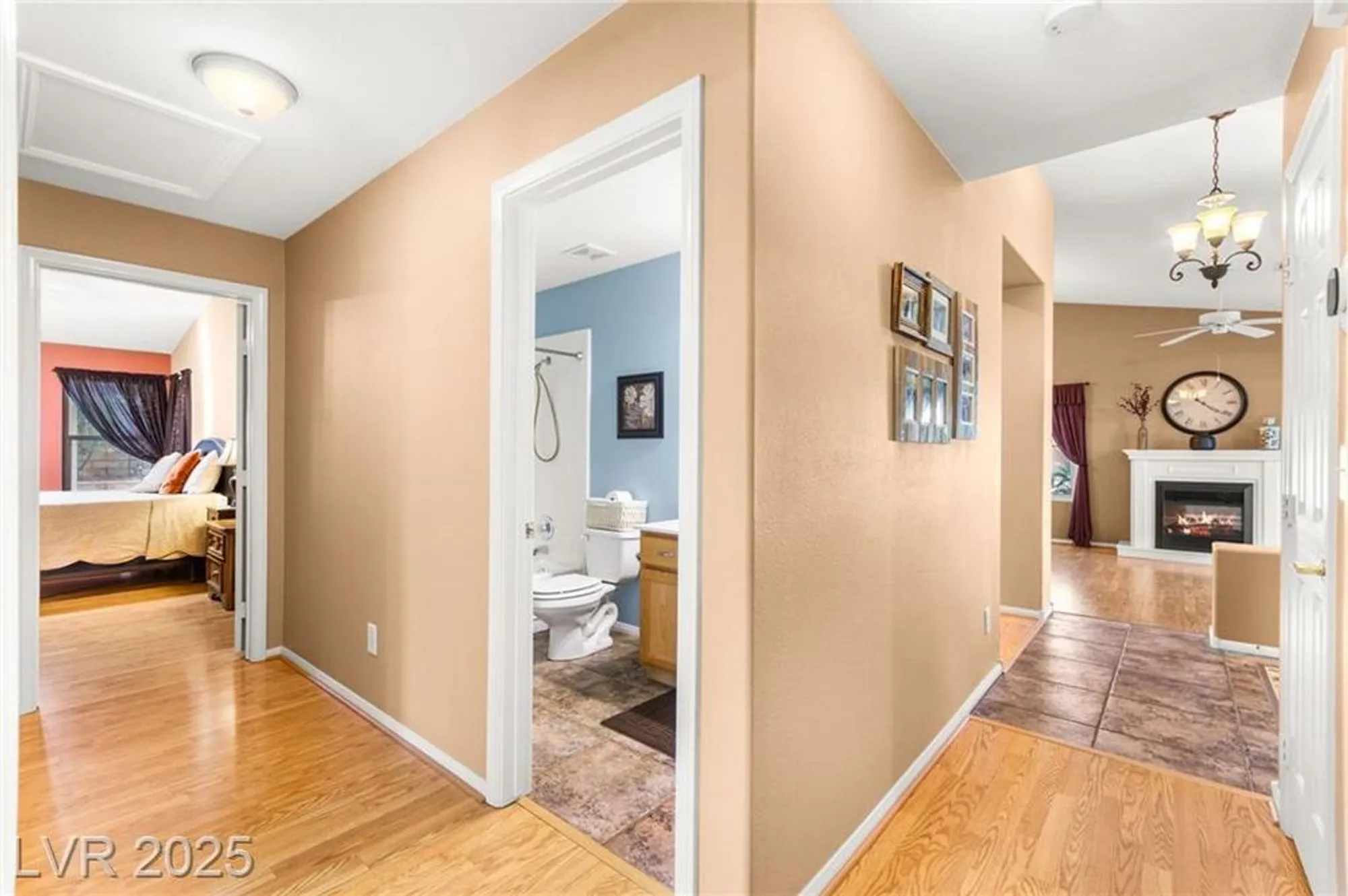 Property Slideshow image 27 of 65 | 5245 woodlawn ln, Las Vegas, NV, 89130