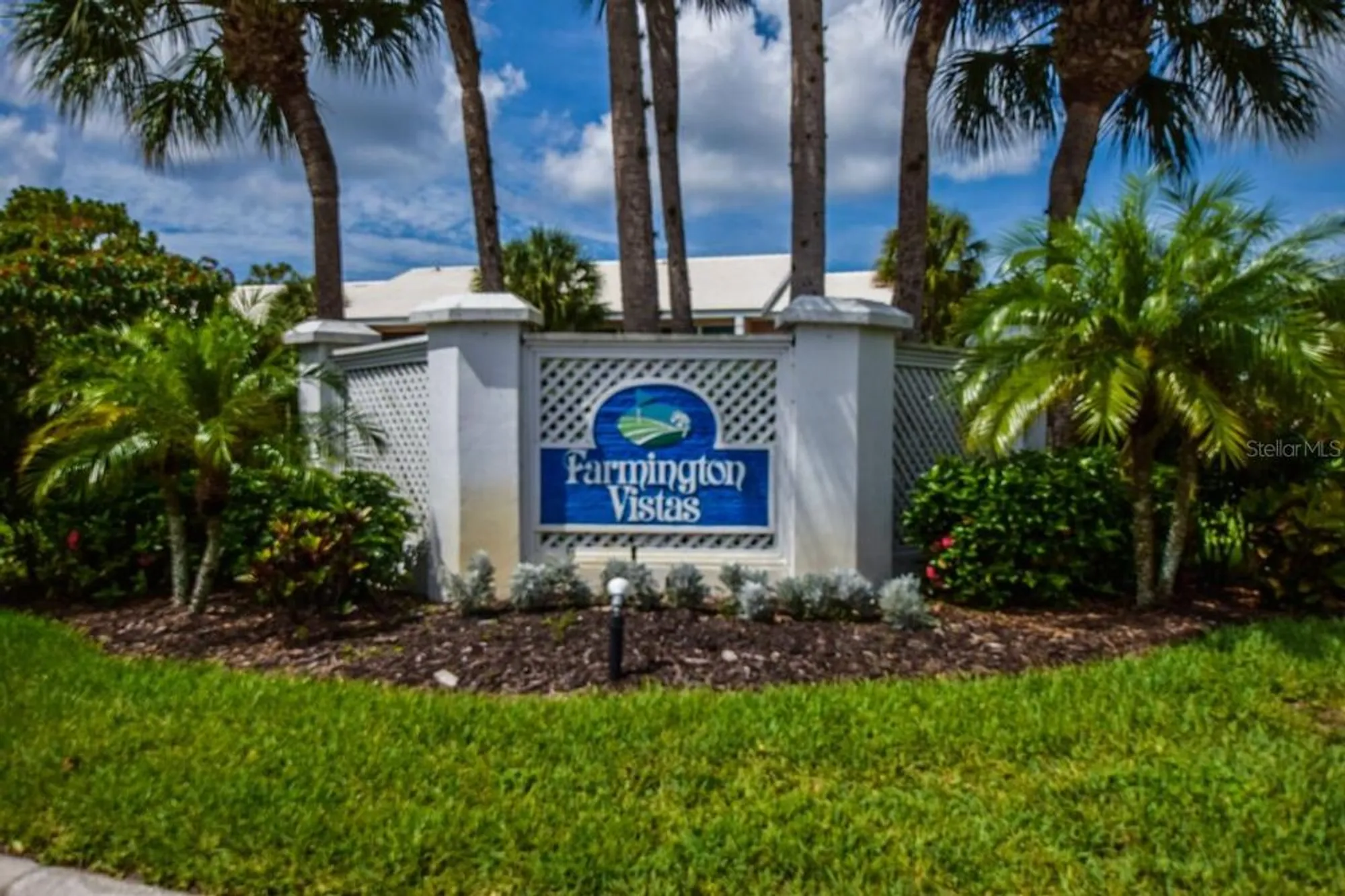 Property Slideshow image 27 of 44 | 433 cerromar ln 438, Venice, FL, 34293