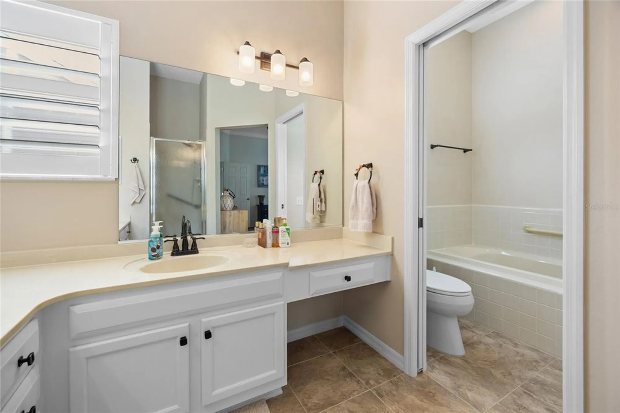 Property Slideshow image 16 of 32 | 913 soledad way, The Villages, FL, 32159