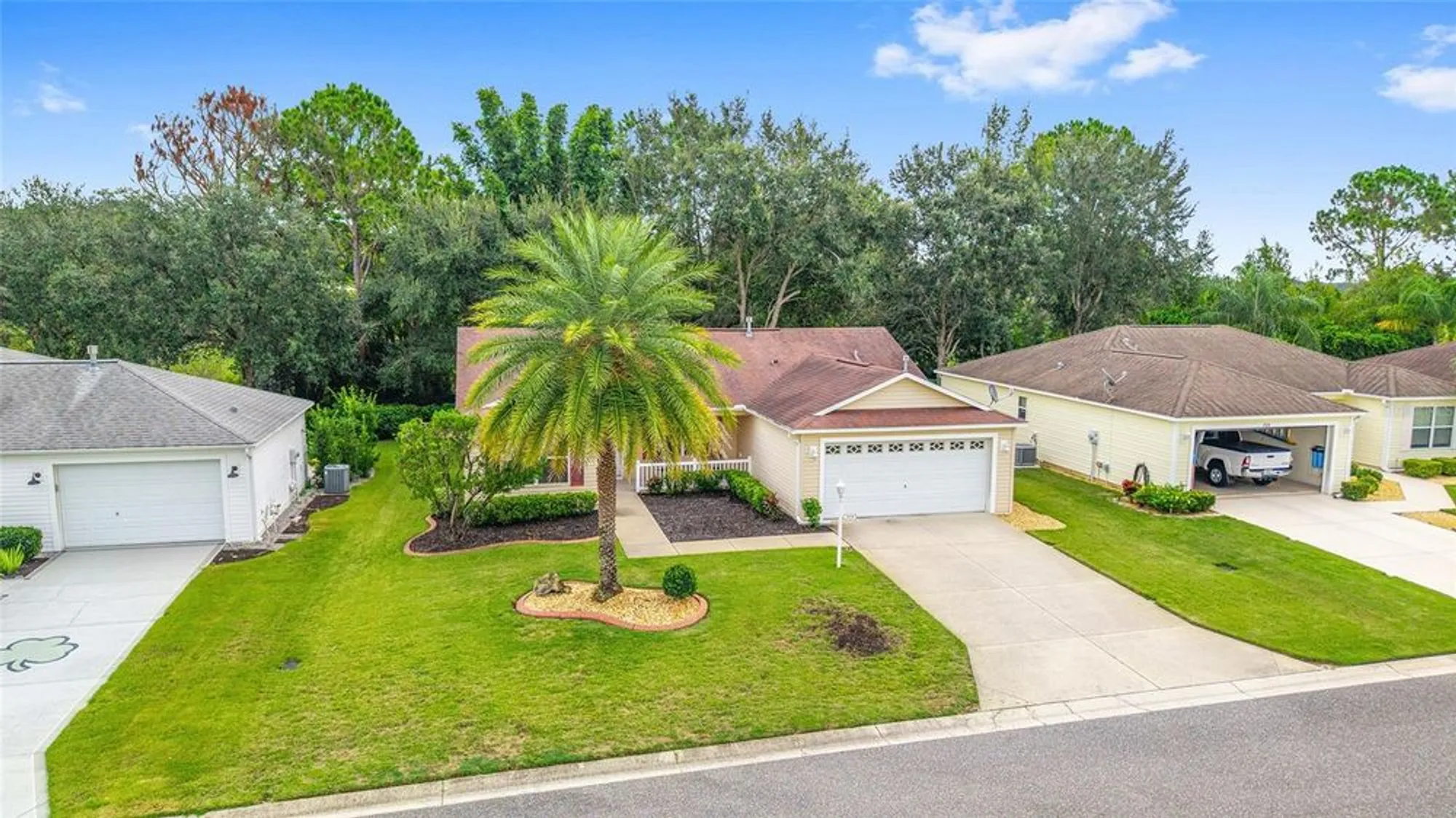 Property Slideshow image 42 of 50 | 2074 harston trl, The Villages, FL, 32162