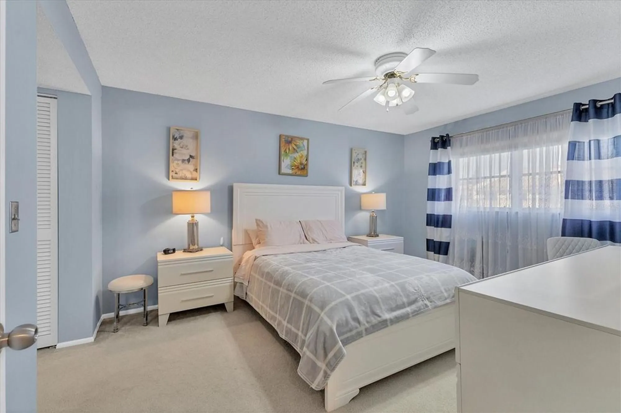 Property Slideshow image 6 of 64 | 2446 clubhouse cir unit 202, Sarasota, FL, 34232