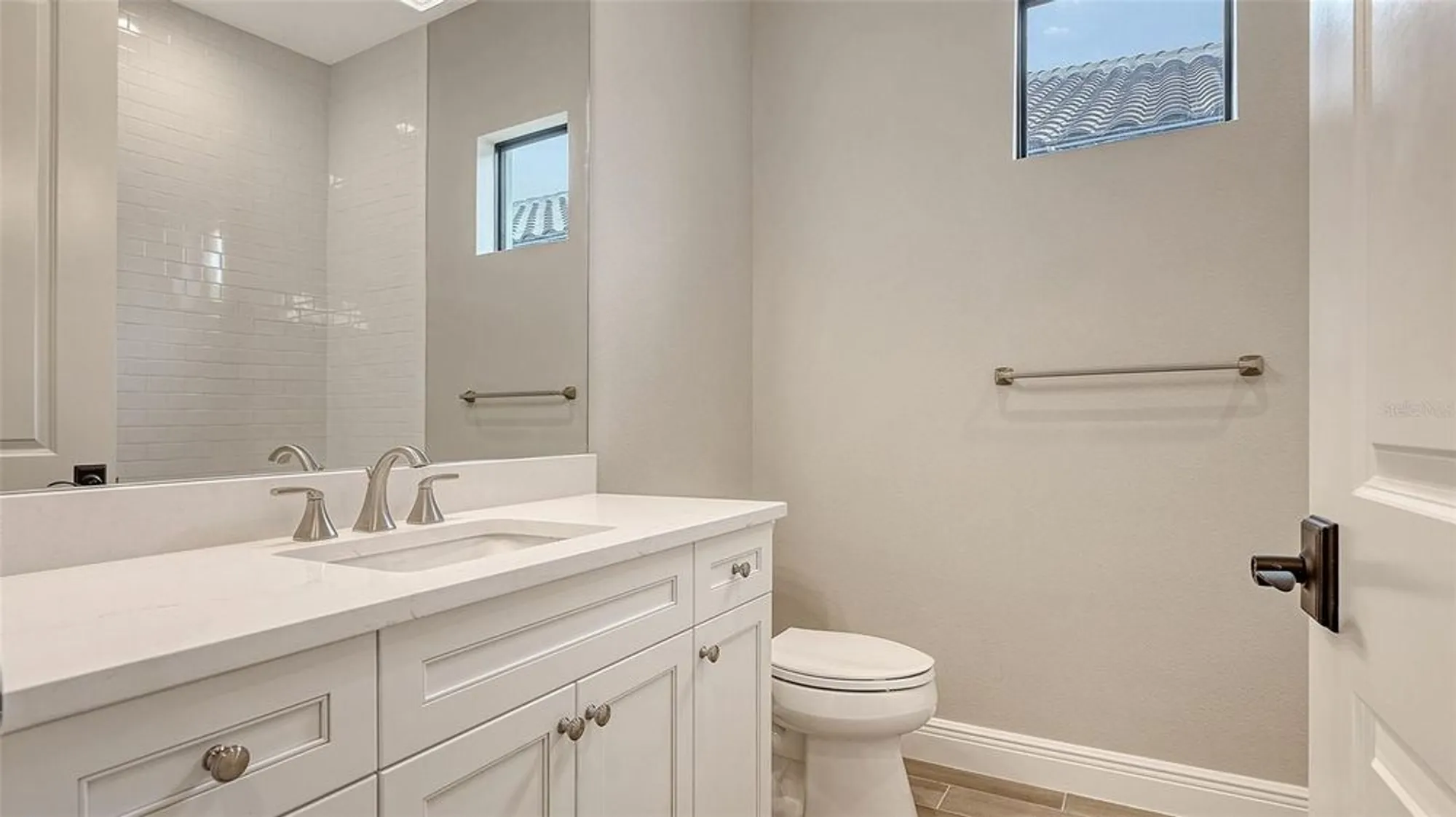 Property Slideshow image 28 of 42 | 10629 nicklaus ct, Englewood, FL, 34223