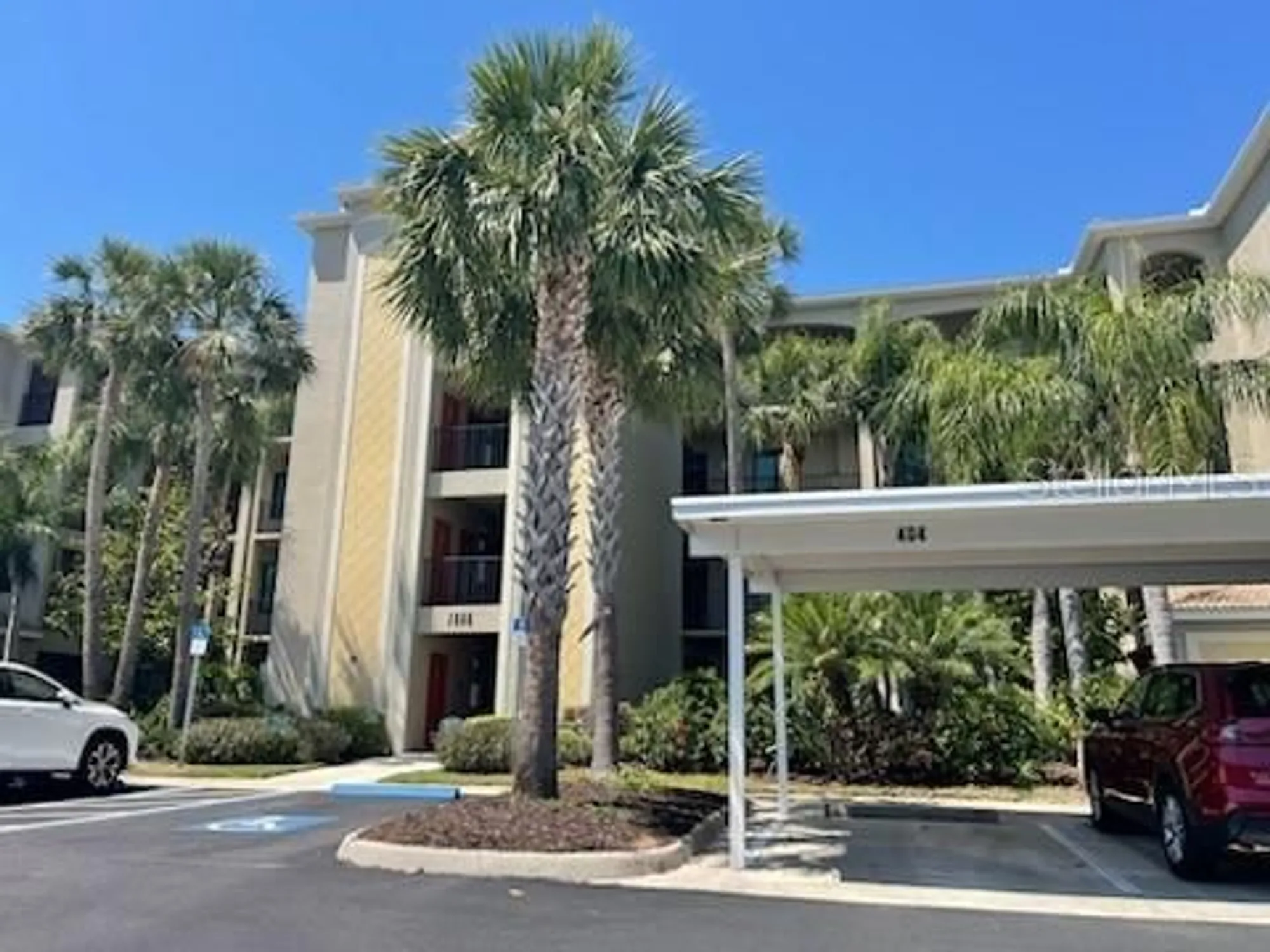 Property Slideshow image 2 of 43 | 7005 river hammock dr 404, Bradenton, FL, 34212