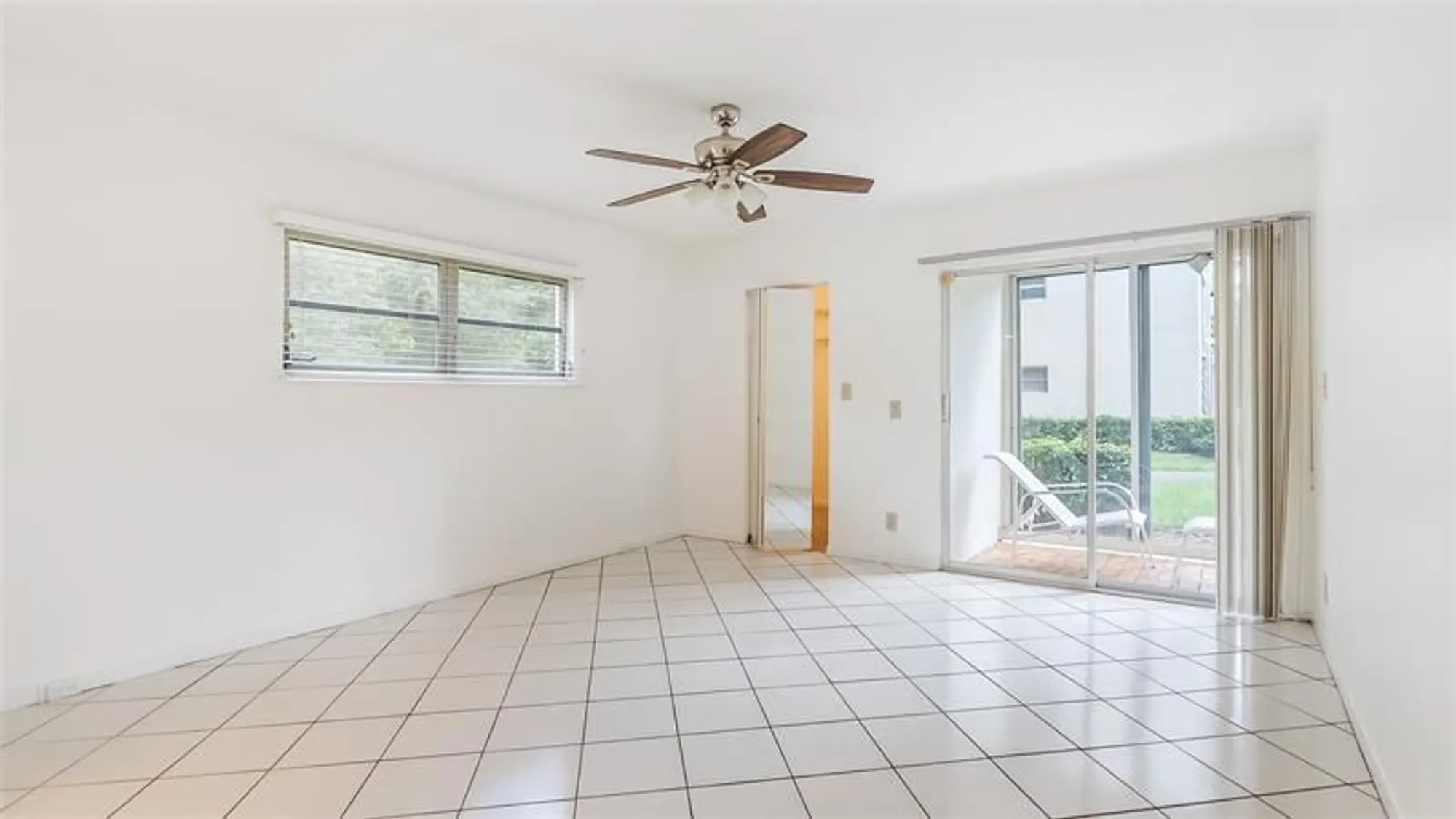 Property Slideshow image 16 of 21 | 2201 lucaya bnd a1, Coconut Creek, FL, 33066