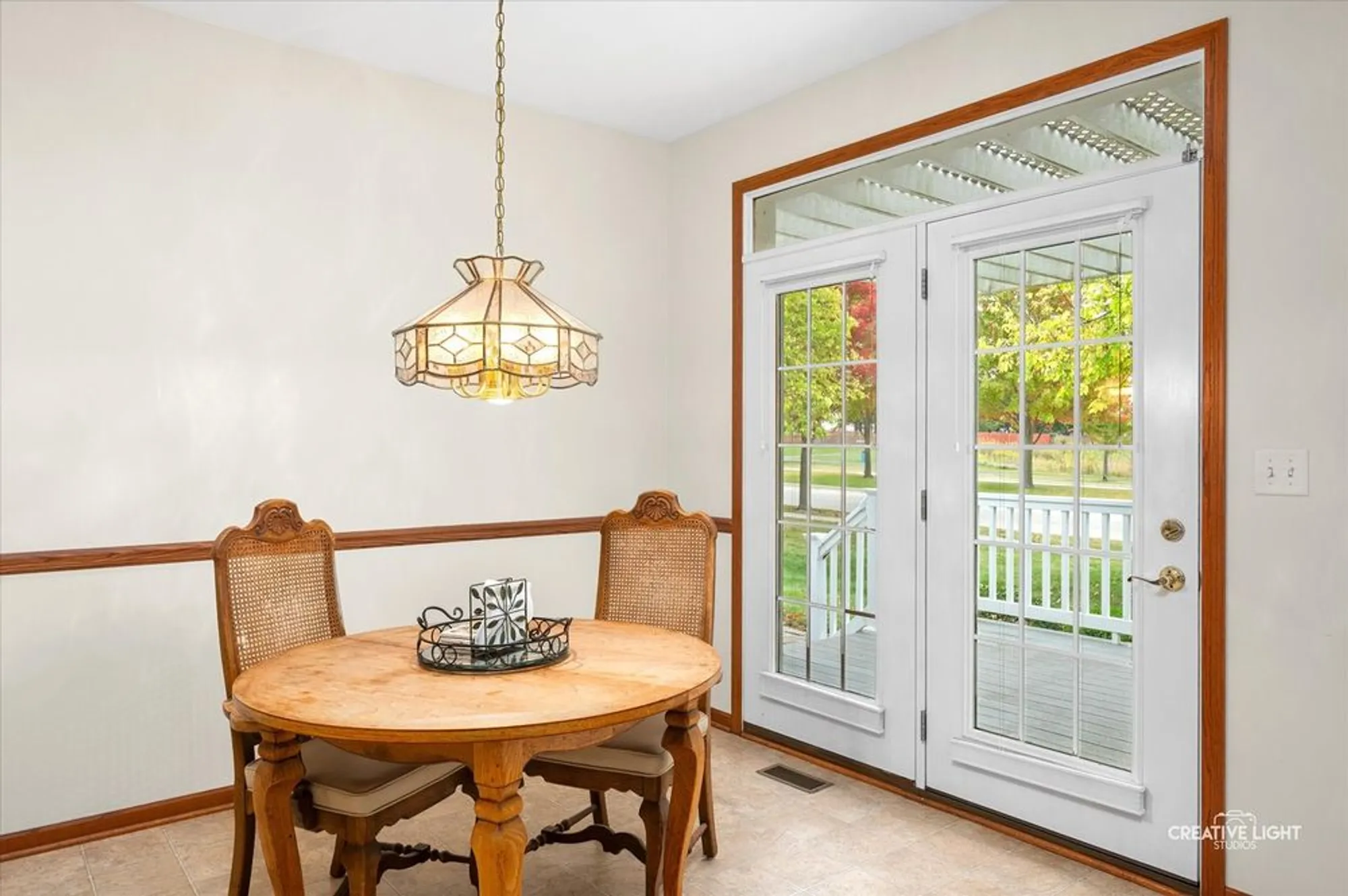 Property Slideshow image 13 of 25 | 790 bohannon cir, Oswego, IL, 60543