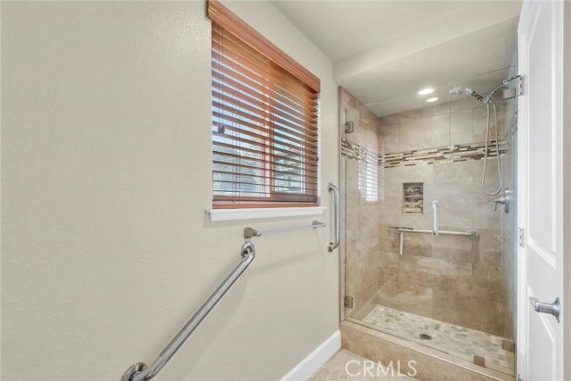 Property Slideshow image 19 of 28 | 2260 via puerta c, Laguna Woods, CA, 92637