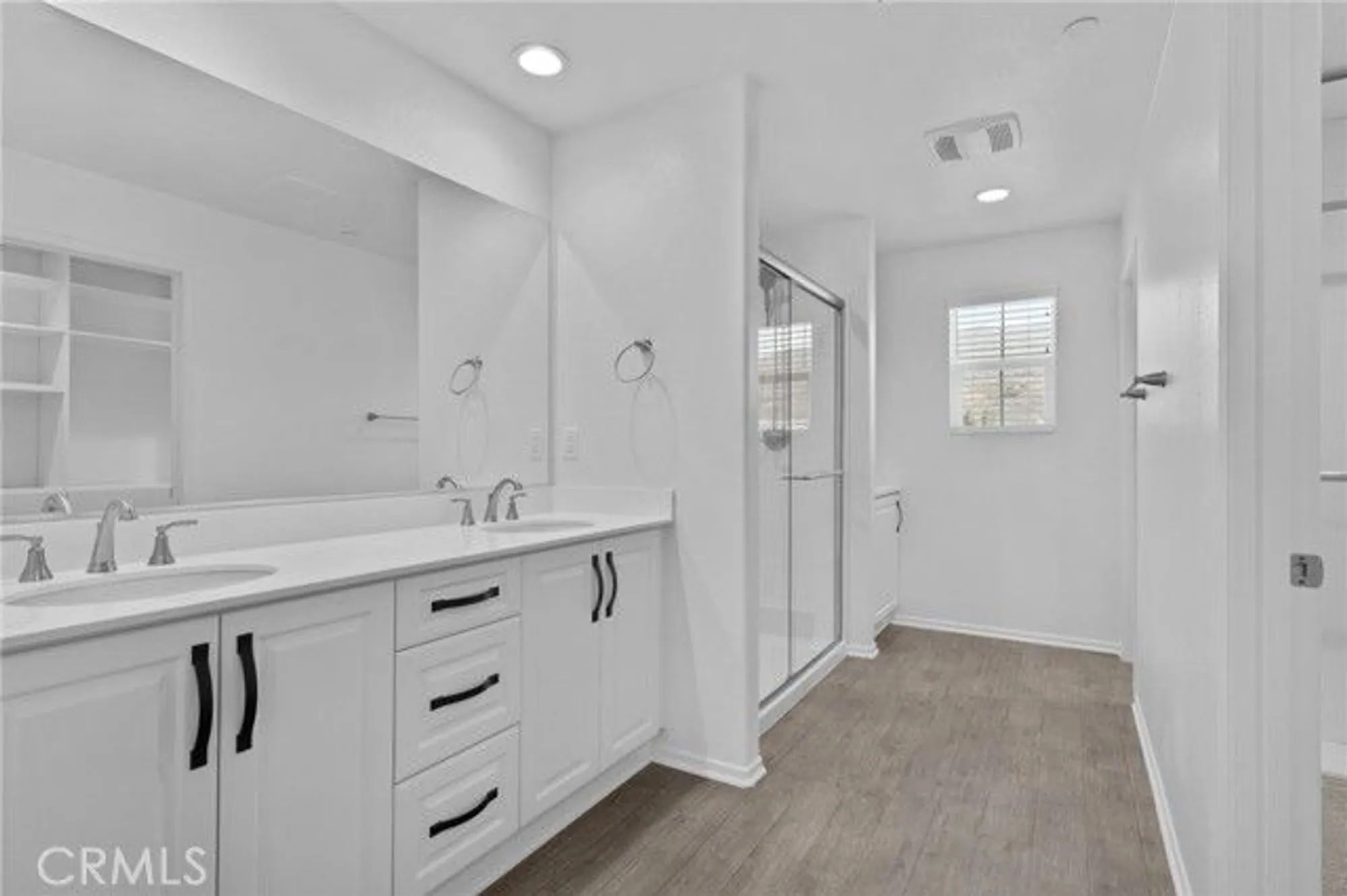 Property Slideshow image 21 of 47 | 24085 midvale ct, Corona, CA, 92883