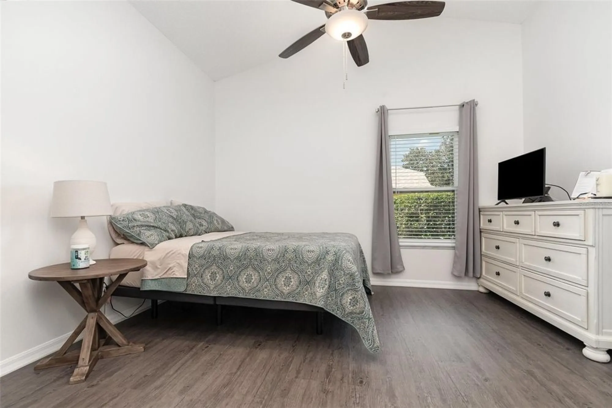 Property Slideshow image 14 of 29 | 4525 eaglewood dr, Leesburg, FL, 34748