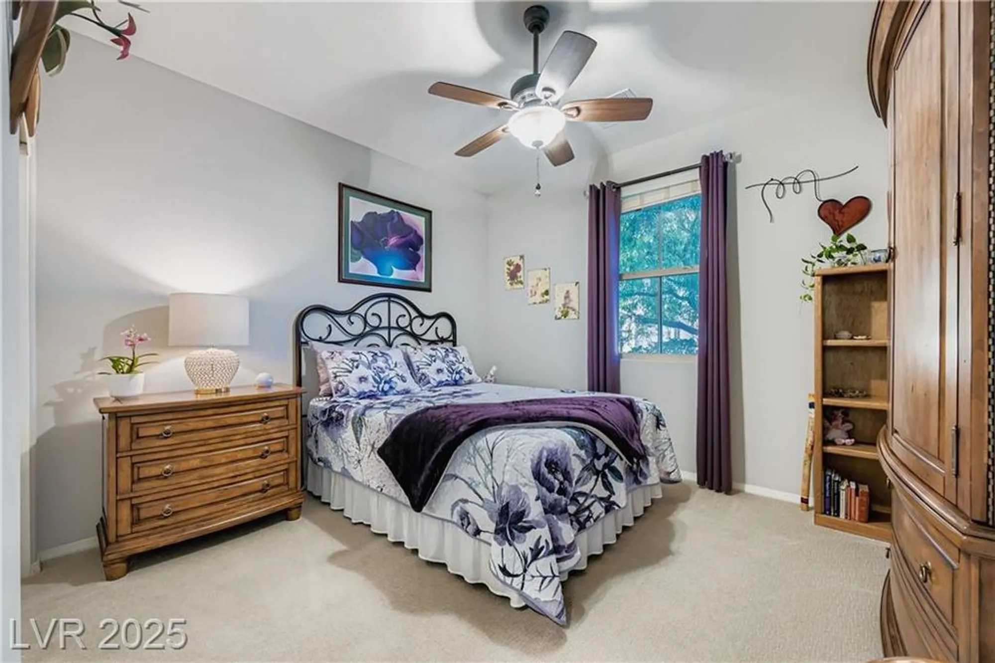 Property Slideshow image 18 of 40 | 5654 sagamore canyon st, North Las Vegas, NV, 89081