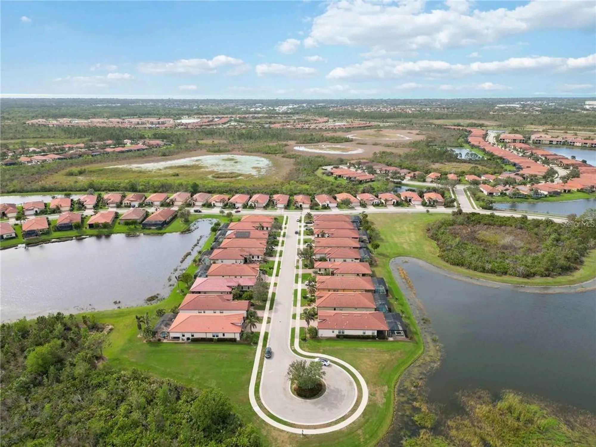 Property Slideshow image 3 of 75 | 10618 corkwood ct, Venice, FL, 34293