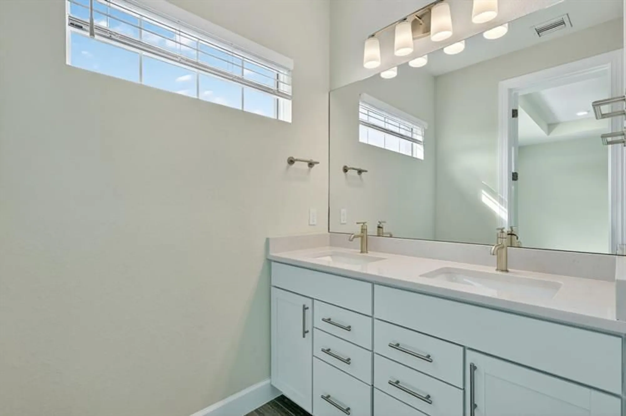 Property Slideshow image 19 of 35 | 1860 se tarni way, Stuart, FL, 34996