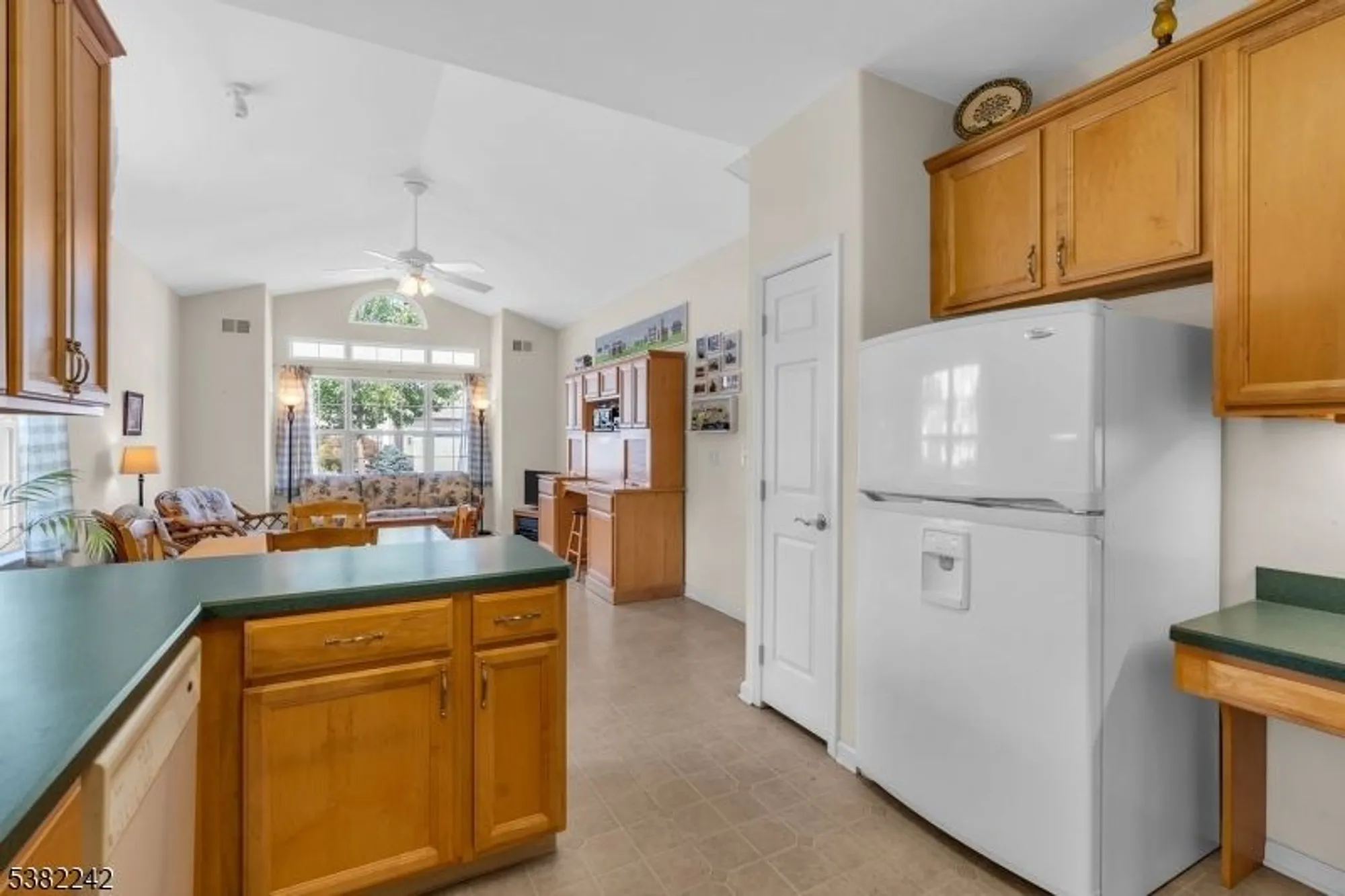 Property Slideshow image 16 of 41 | 12 medici dr, Somerset, NJ, 08873