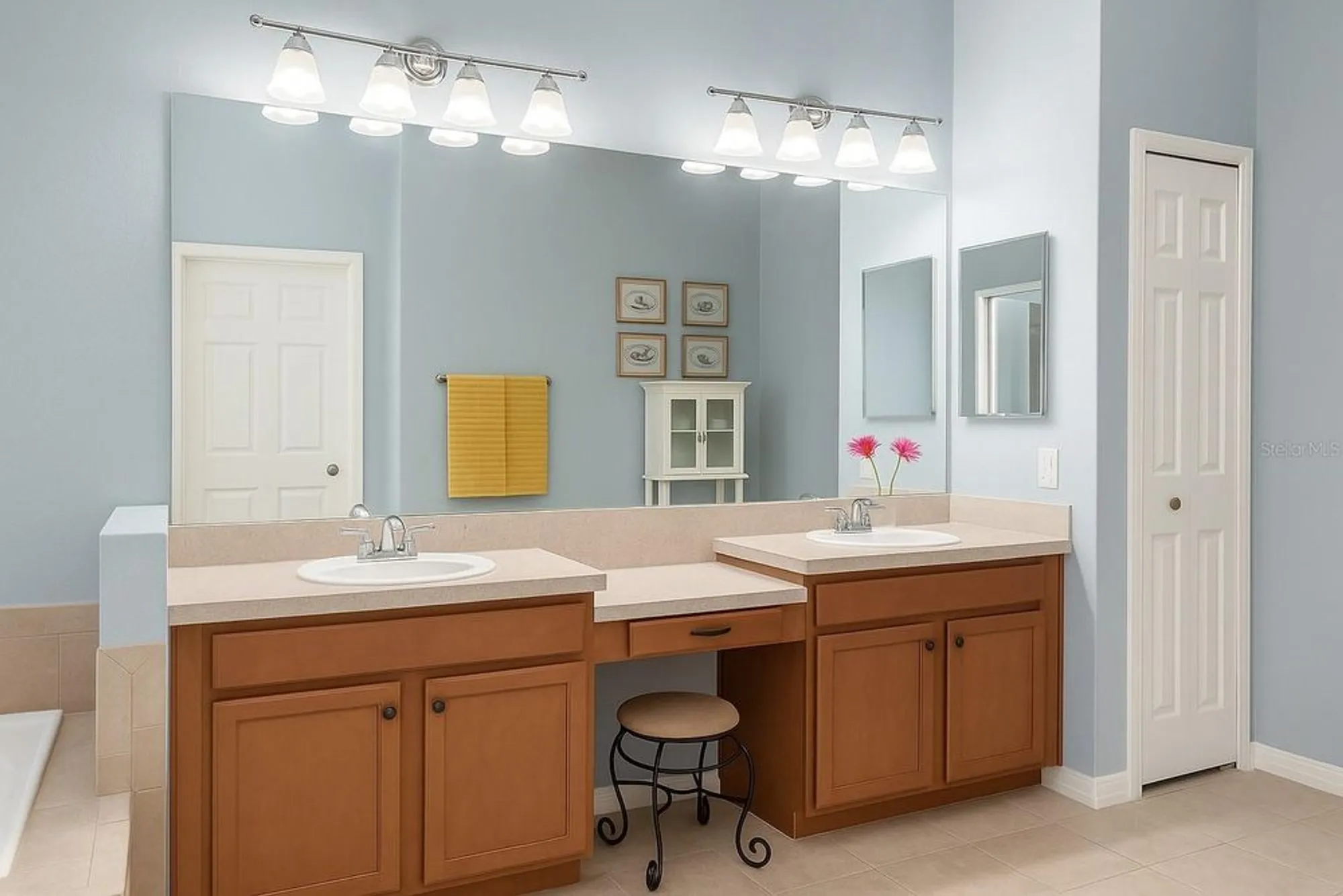 Property Slideshow image 14 of 41 | 119 crescent moon dr, Groveland, FL, 34736