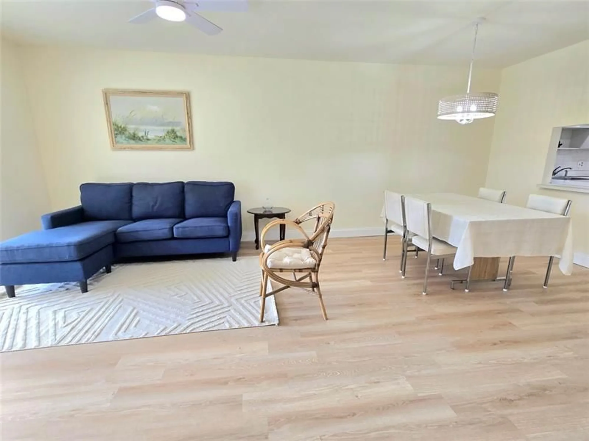 Property Slideshow image 6 of 18 | 7610 nw 1st st 203, Margate, FL, 33063