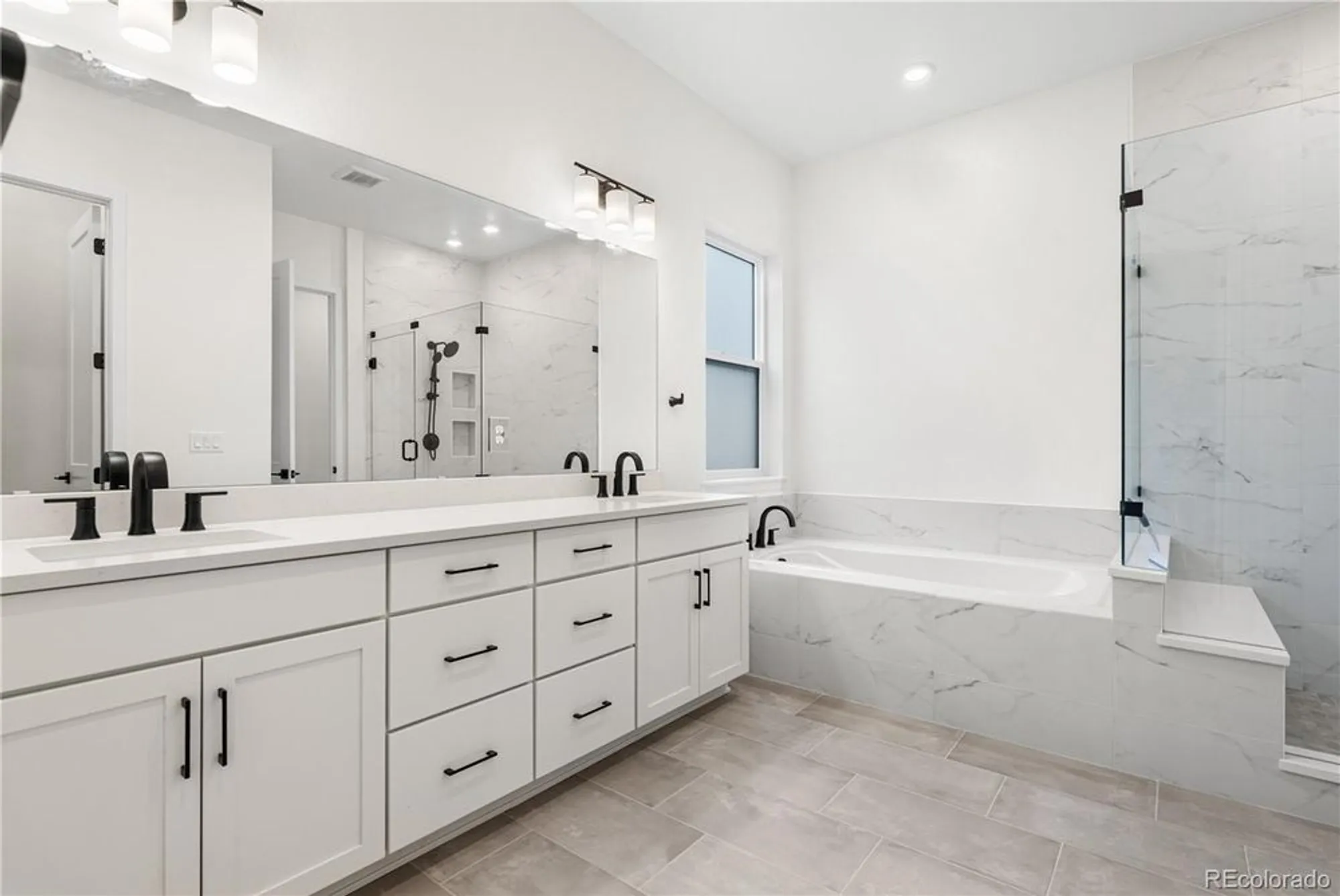 Property Slideshow image 29 of 35 | 11462 autumn moon st, Littleton, CO, 80125