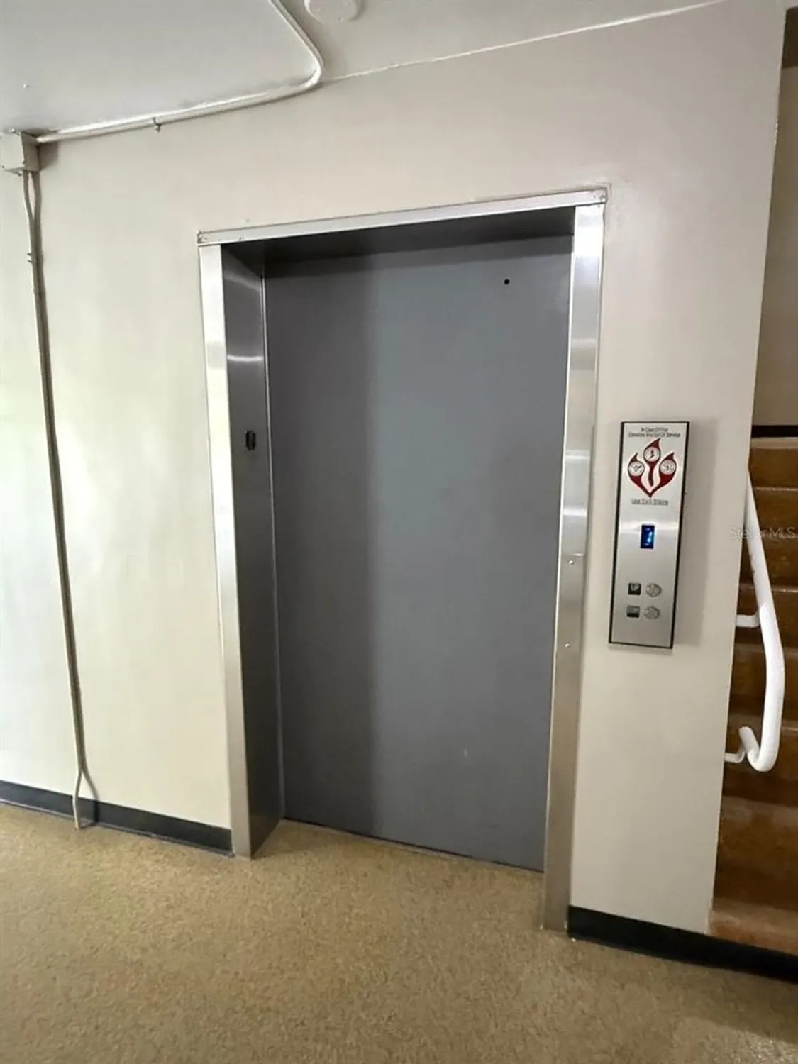 Property Slideshow image 3 of 31 | 2426 persian dr apt 38, Clearwater, FL, 33763