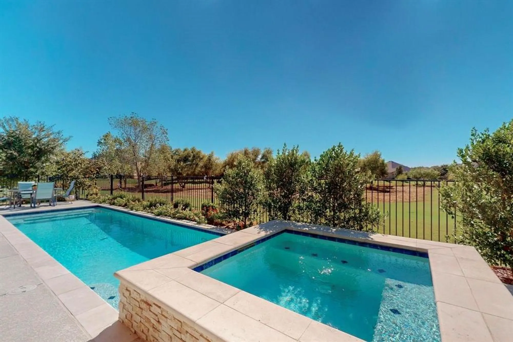 Property Slideshow image 38 of 40 | 11013 cartwright dr, Denton, TX, 76207