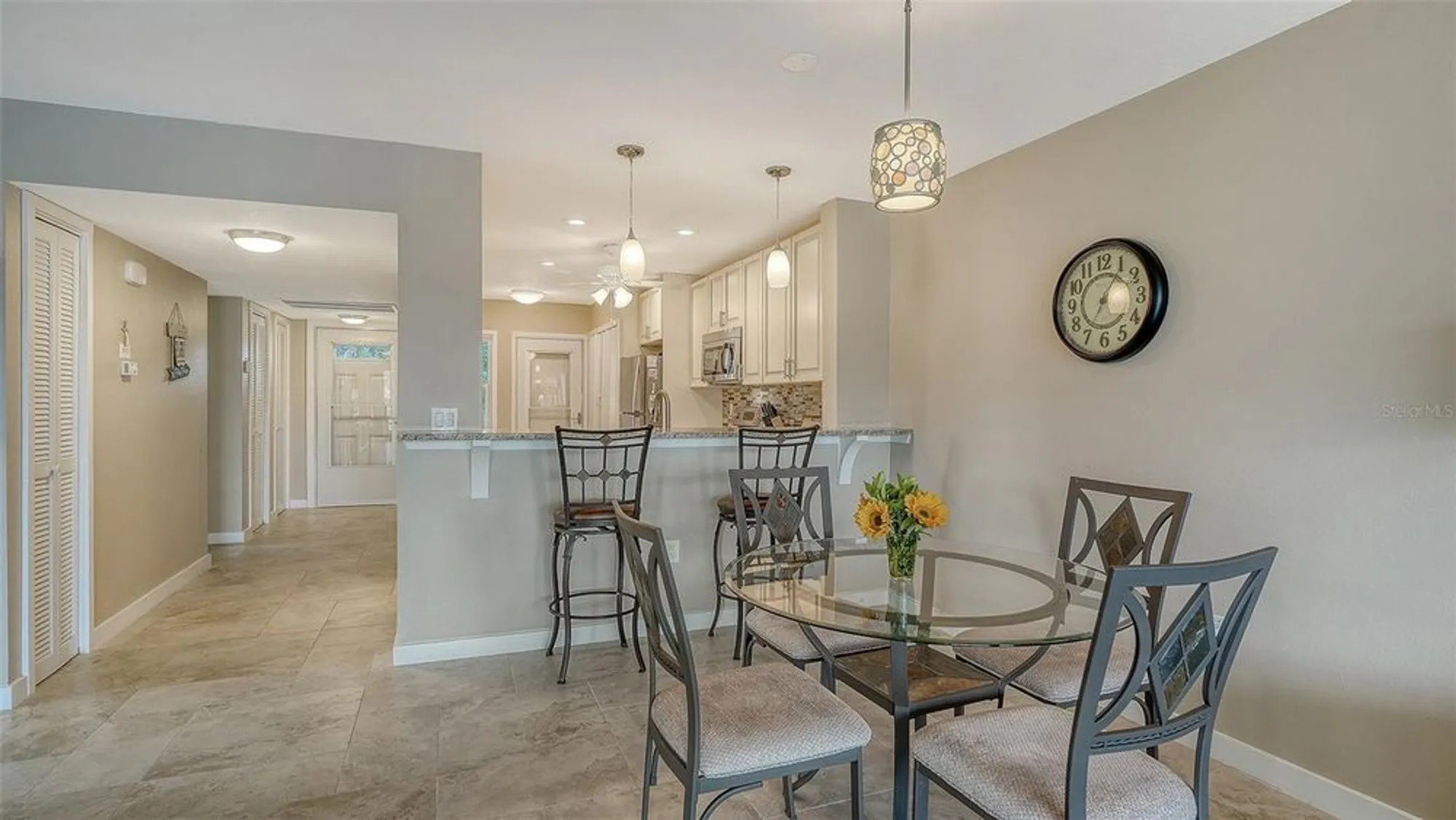 Property Slideshow image 9 of 48 | 7251 w country club dr 225, Sarasota, FL, 34243