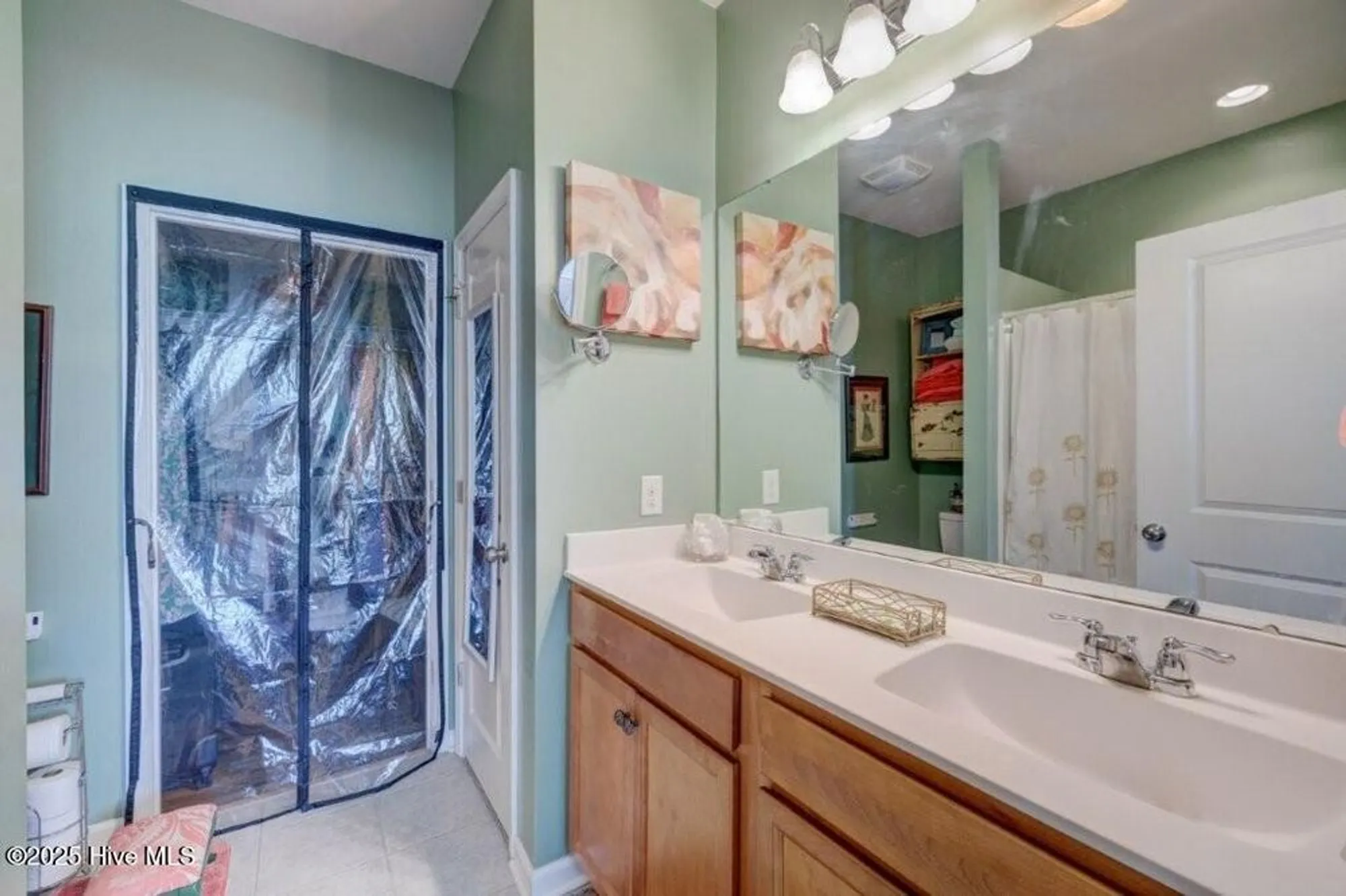 Property Slideshow image 26 of 64 | 521 lyrebird ave, Wilmington, NC, 28412
