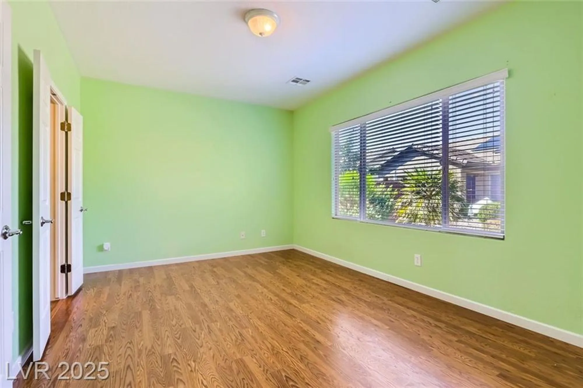 Property Slideshow image 26 of 53 | 6128 isola peak ave, Las Vegas, NV, 89122
