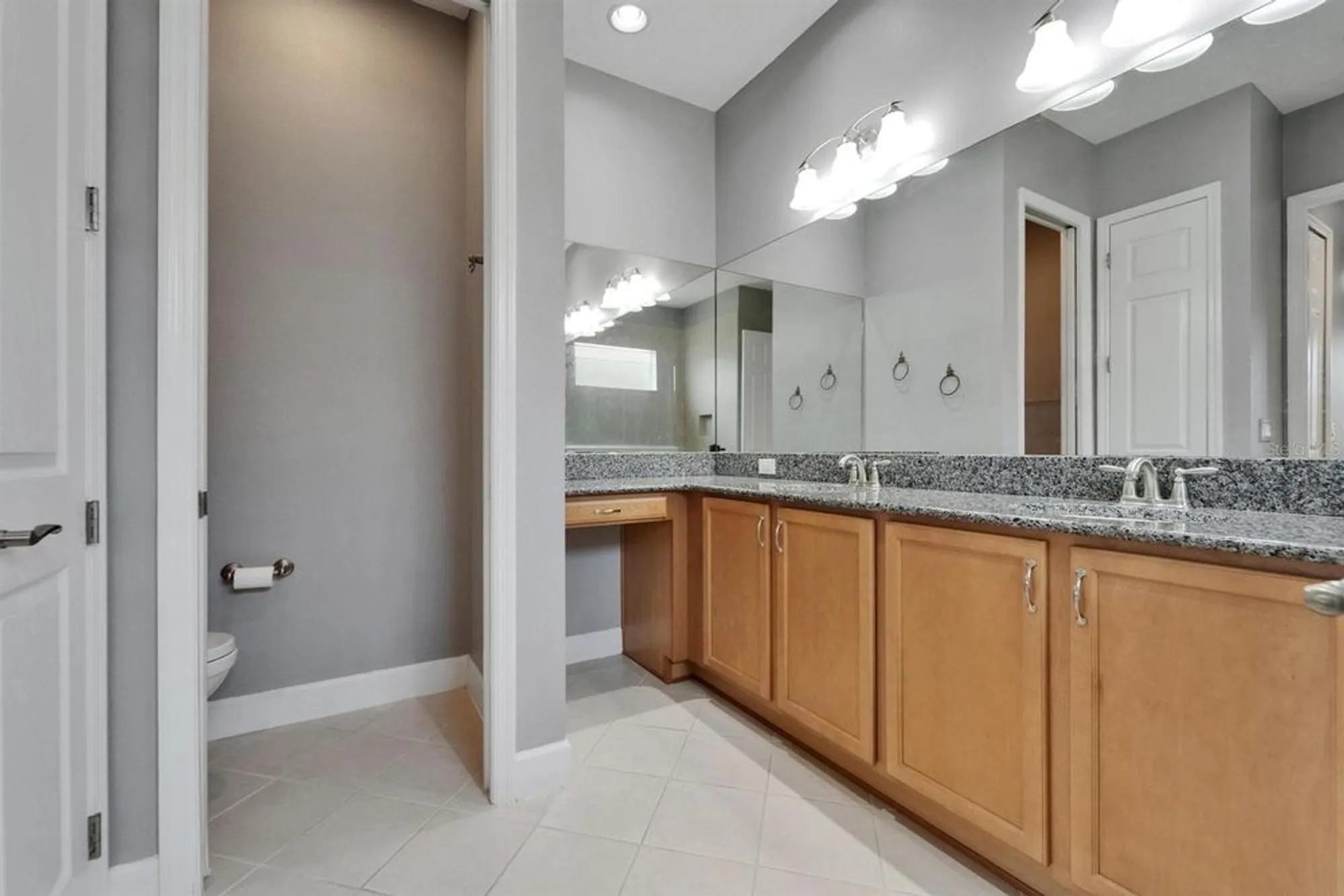 Property Slideshow image 17 of 43 | 1643 emerald dunes dr, Sun City Center, FL, 33573