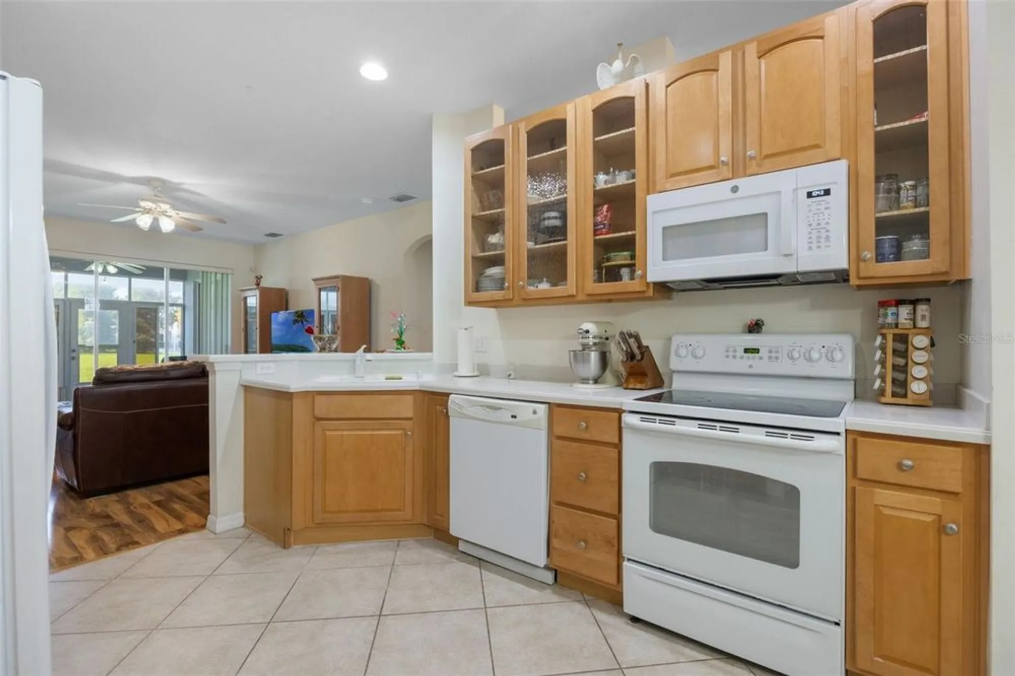 Property Slideshow image 10 of 57 | 3614 plymouth dr, Winter Haven, FL, 33884