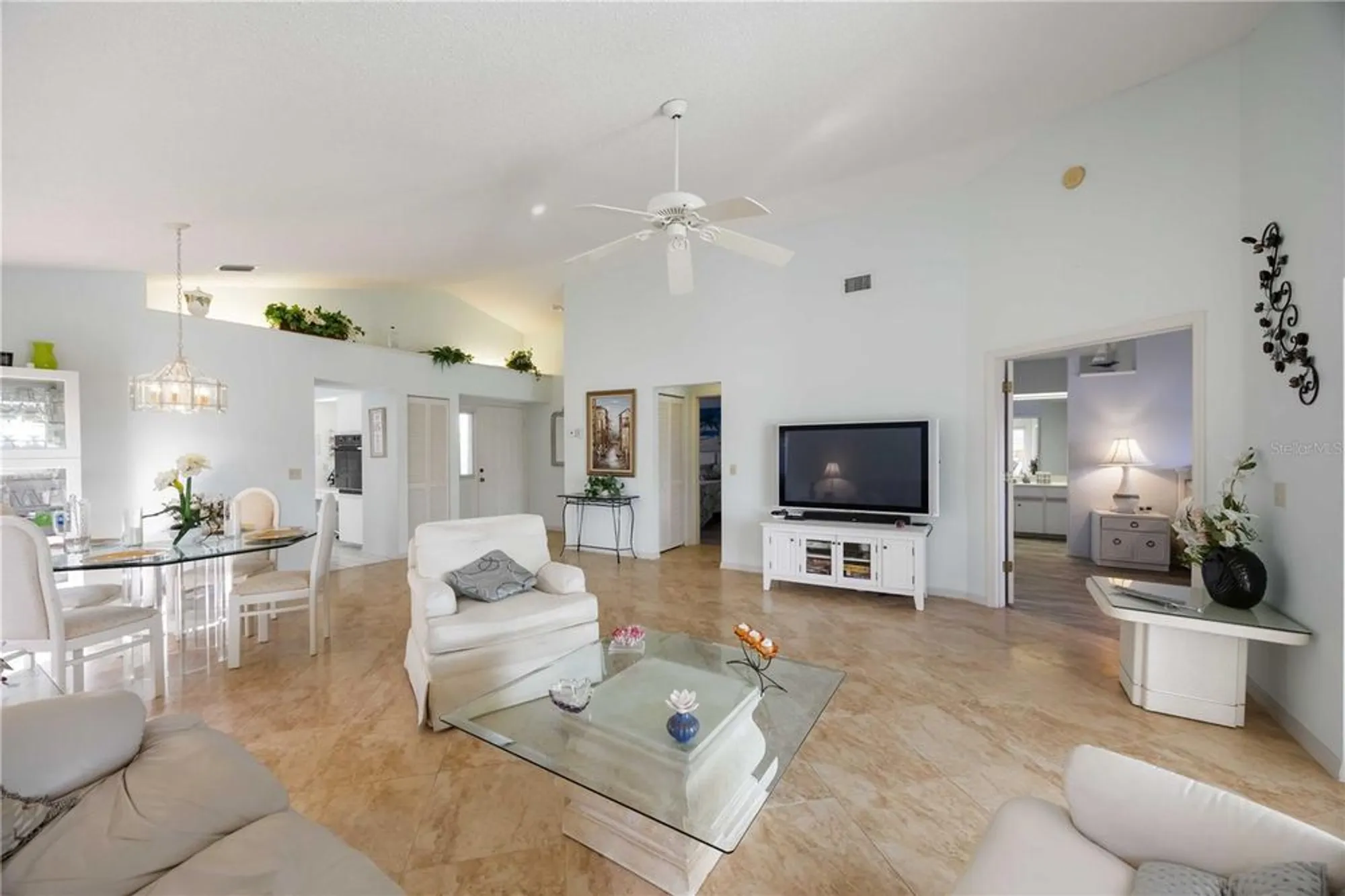 Property Slideshow image 11 of 38 | 805 harrington lake dr 76, Venice, FL, 34293