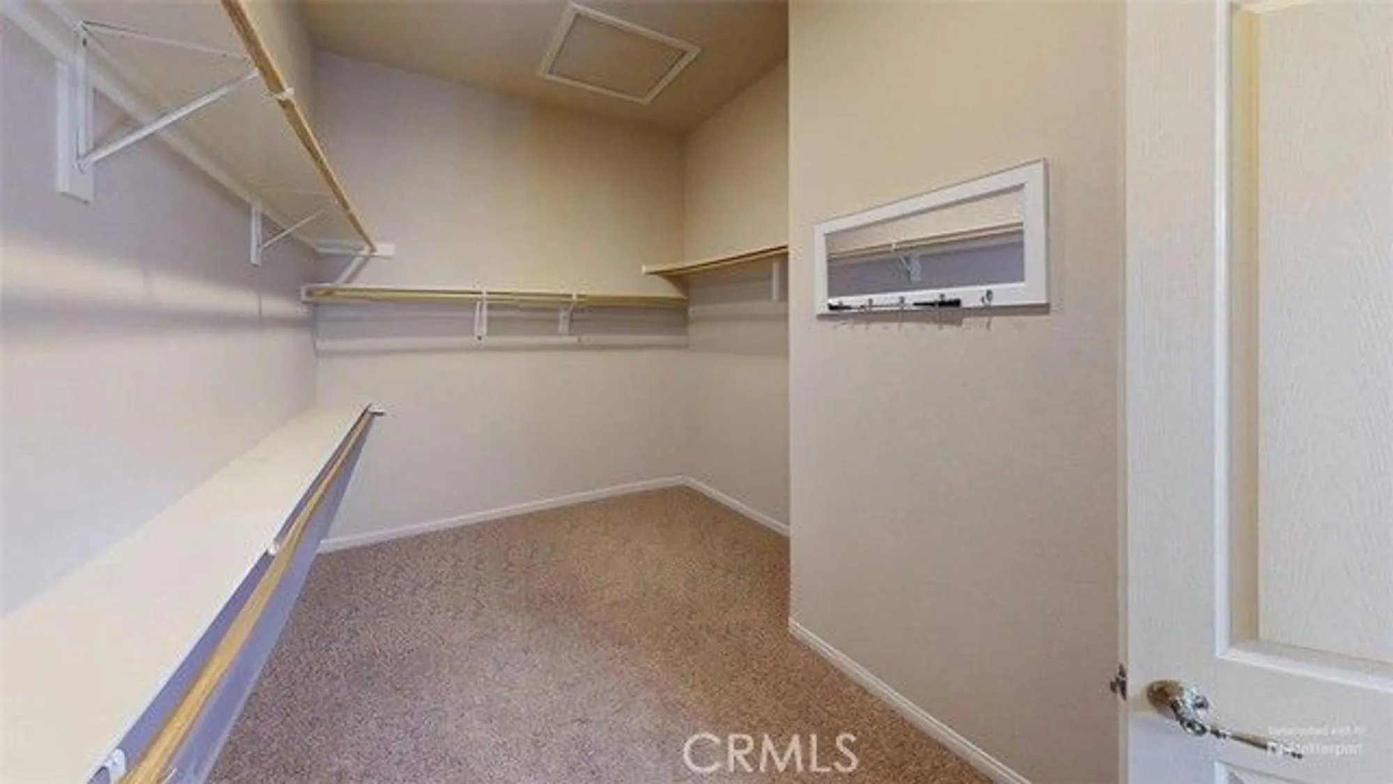 Property Slideshow image 17 of 18 | 10301 darby rd, Apple Valley, CA, 92308
