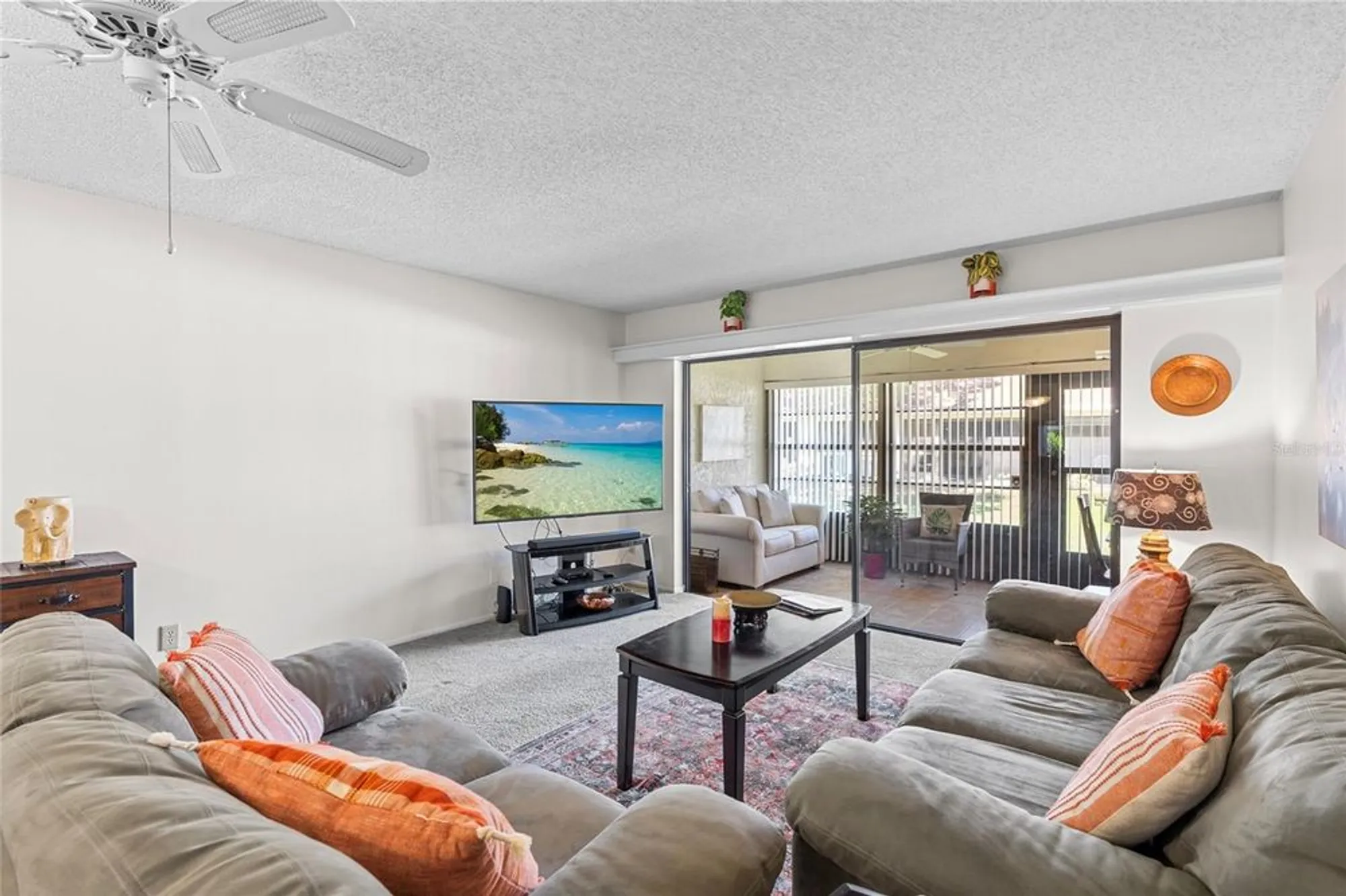 Property Slideshow image 14 of 46 | 2502 royal pines cir # 5a, Clearwater, FL, 33763