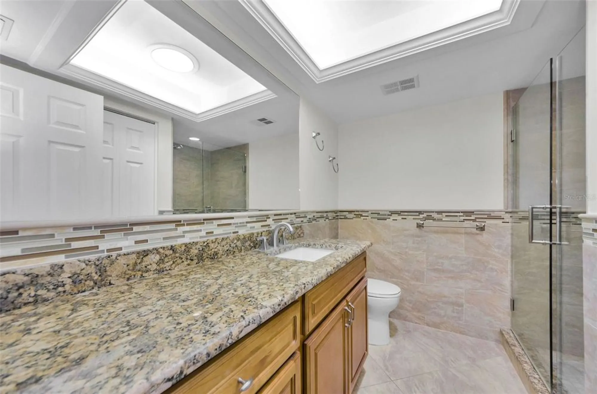 Property Slideshow image 27 of 95 | 2836 highlands blvd a, Palm Harbor, FL, 34684